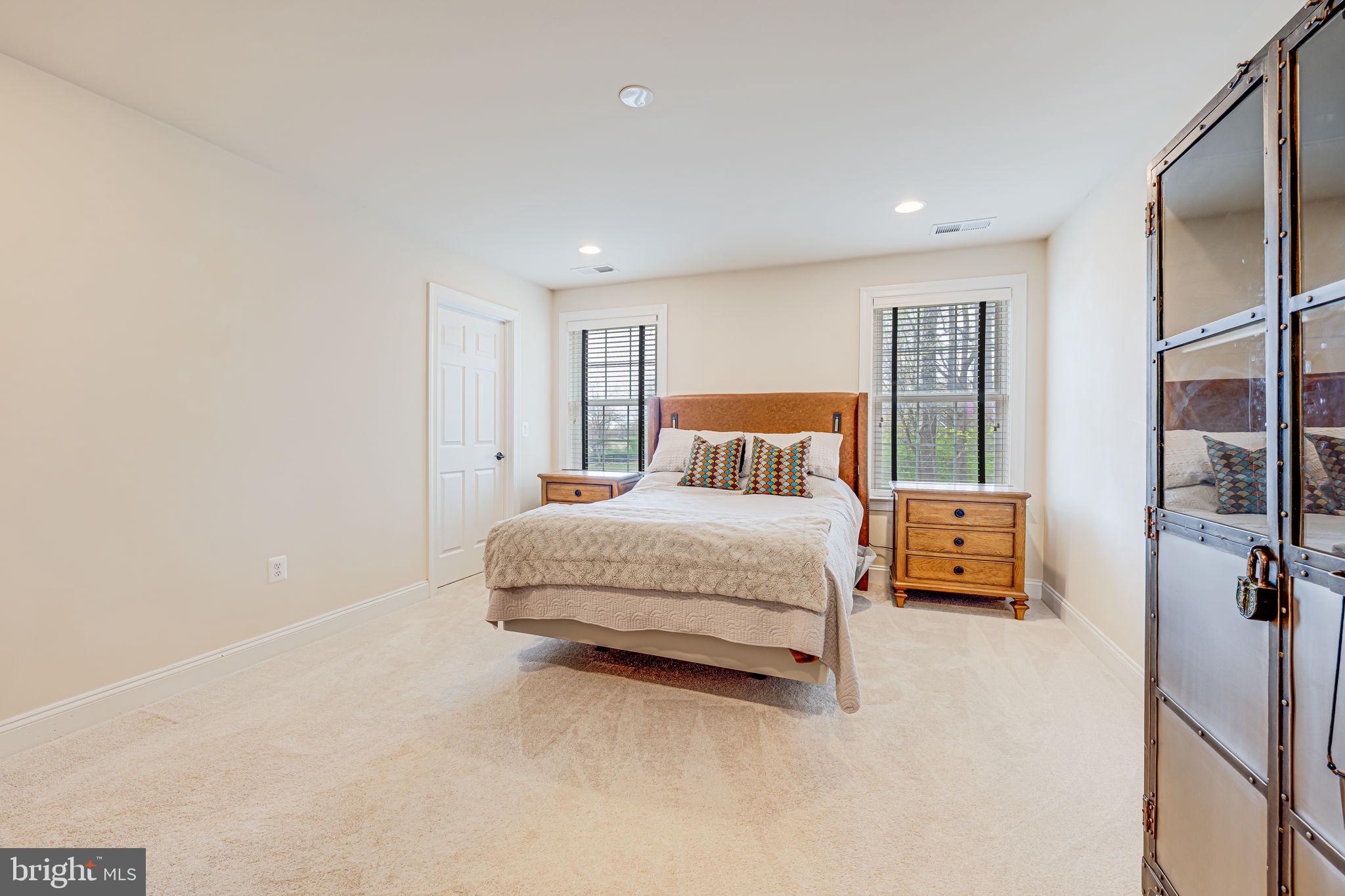 WRIGHT FARM ESTATES - Residential