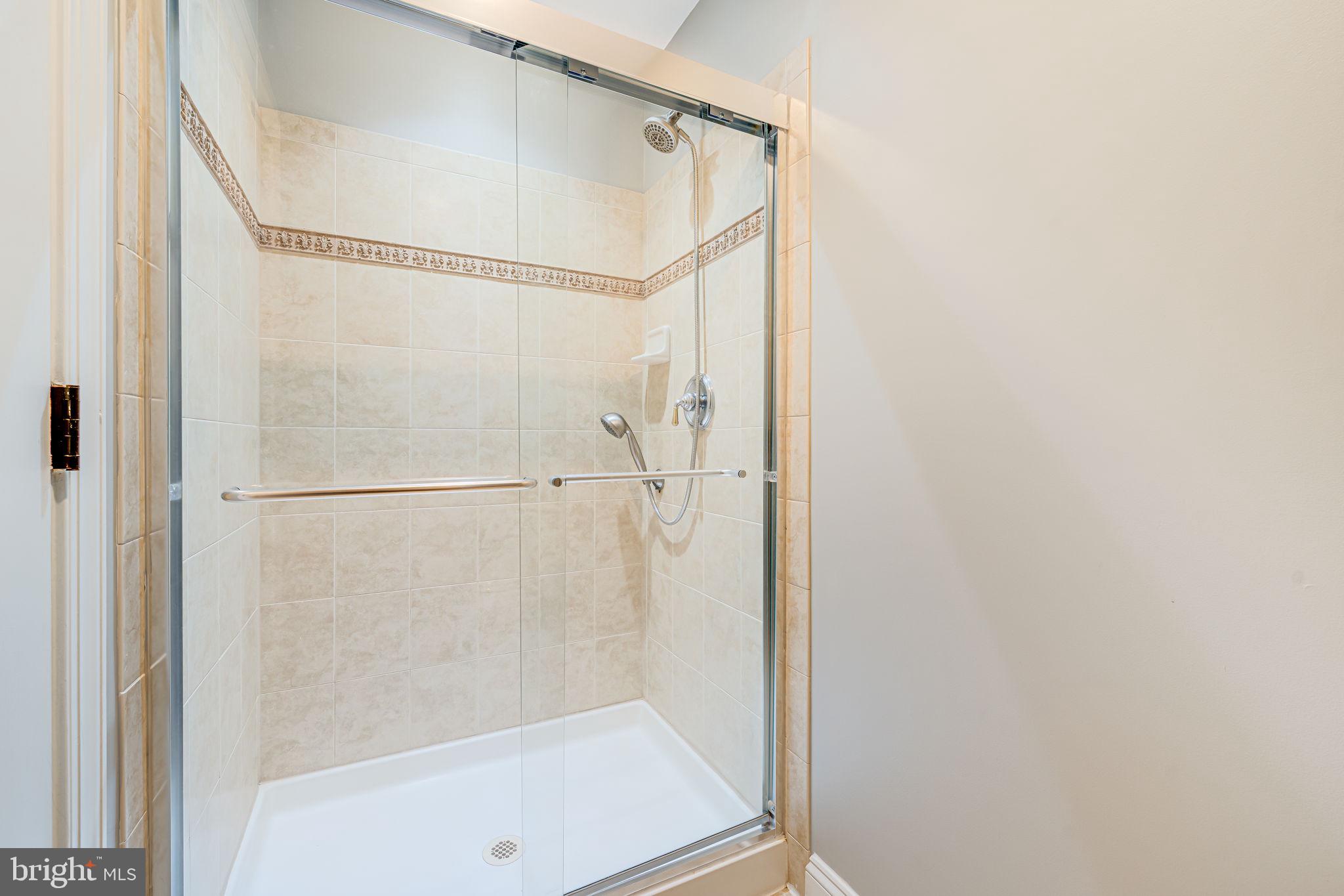 WRIGHT FARM ESTATES - Residential