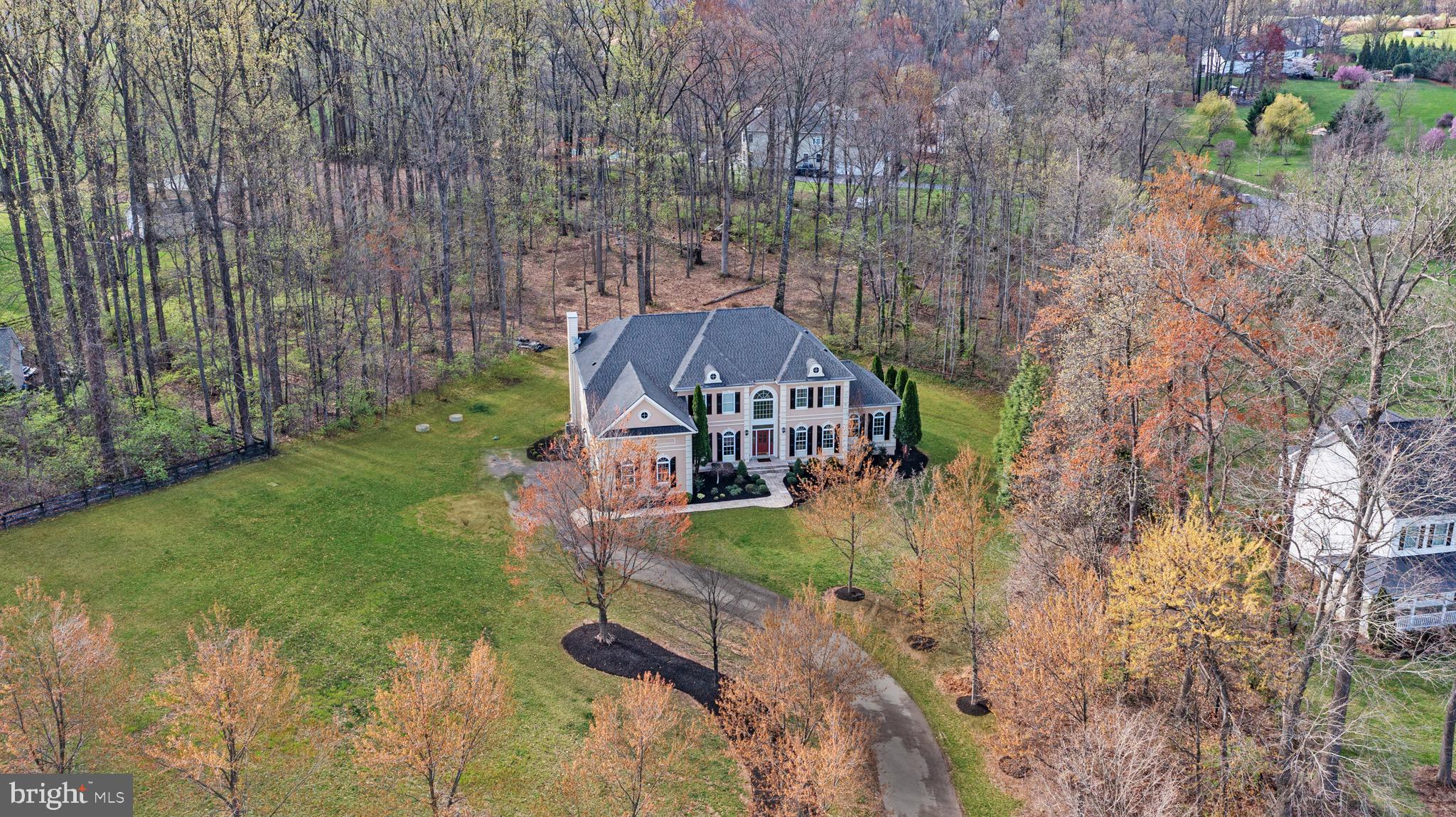 WRIGHT FARM ESTATES - Residential