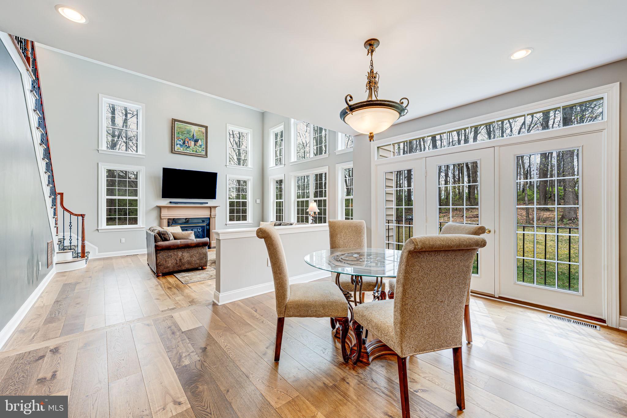 WRIGHT FARM ESTATES - Residential