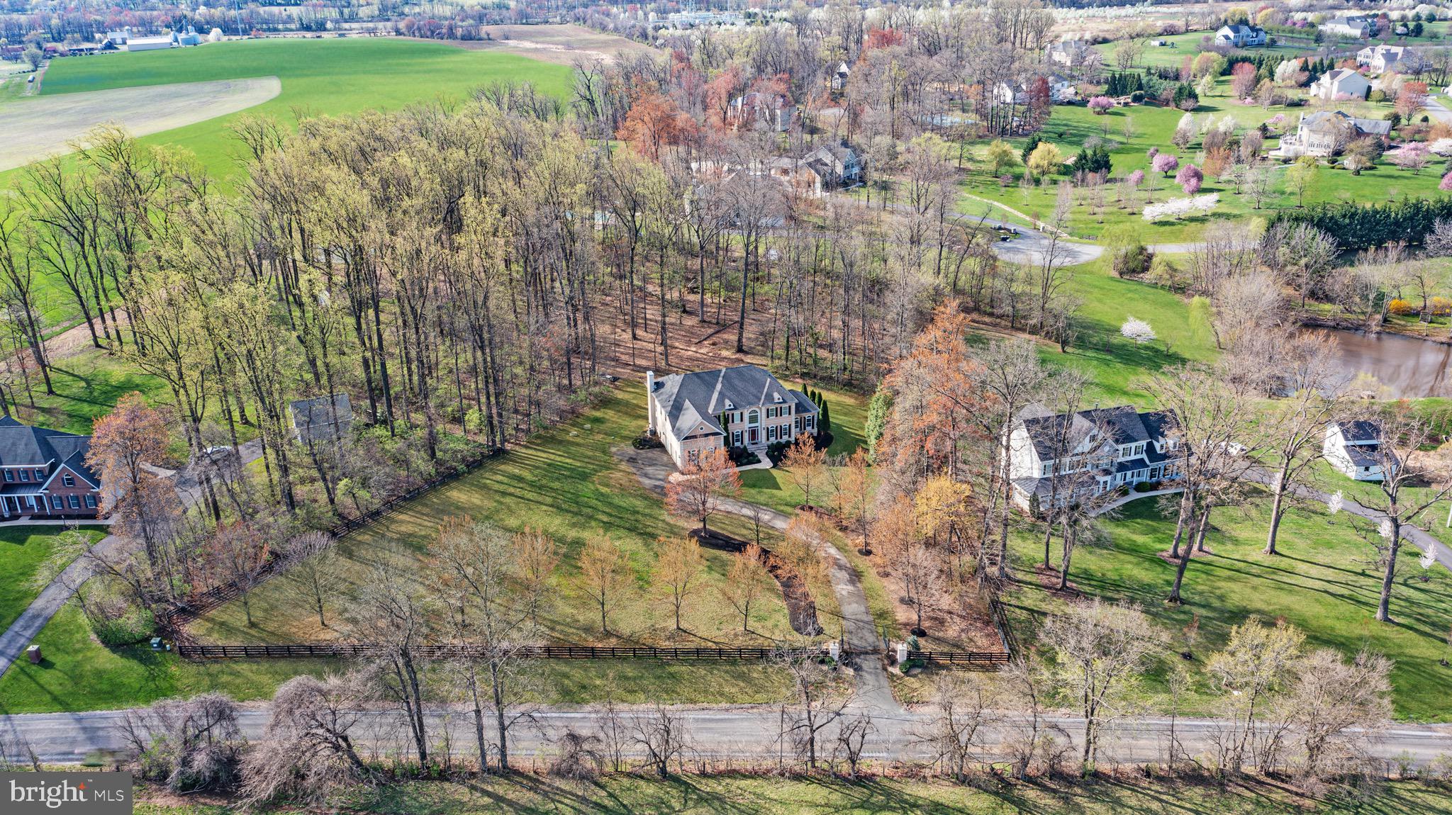 WRIGHT FARM ESTATES - Residential