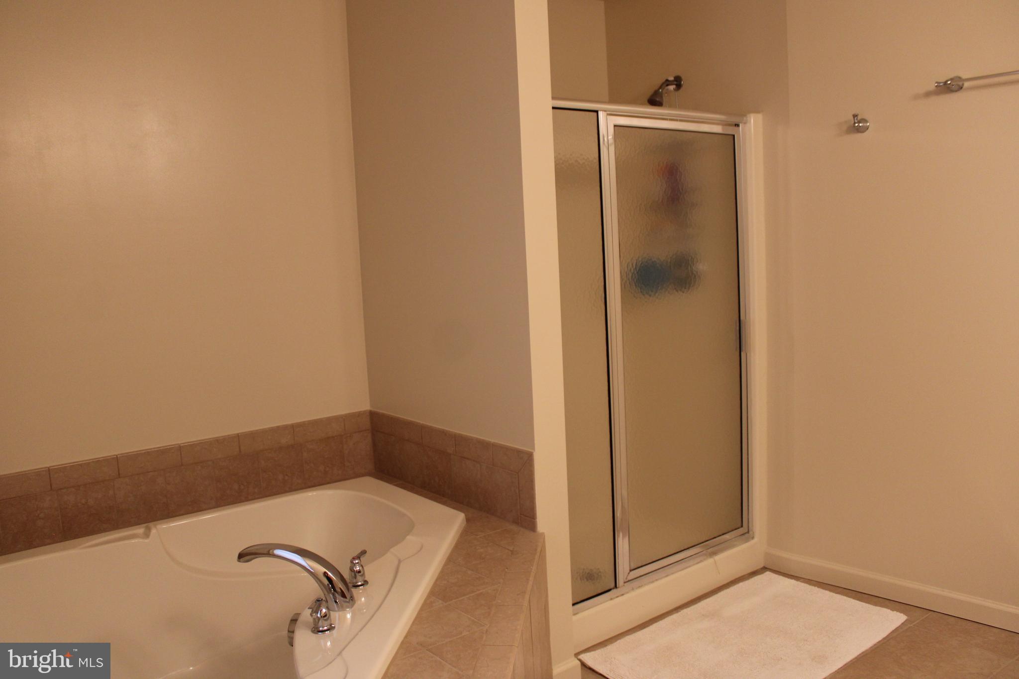 KOLLER POINTE - Residential