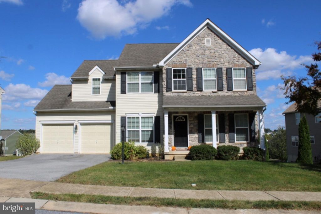 Photo of 41 Logan Drive, NEW FREEDOM, PA 17349 (MLS # PAYK2091212)