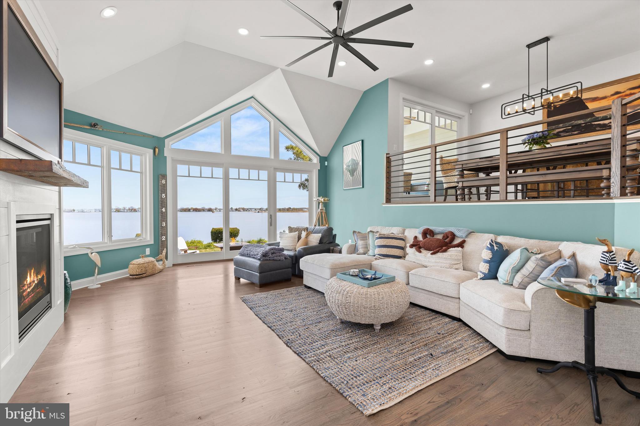 NARROWS POINTE - Residential