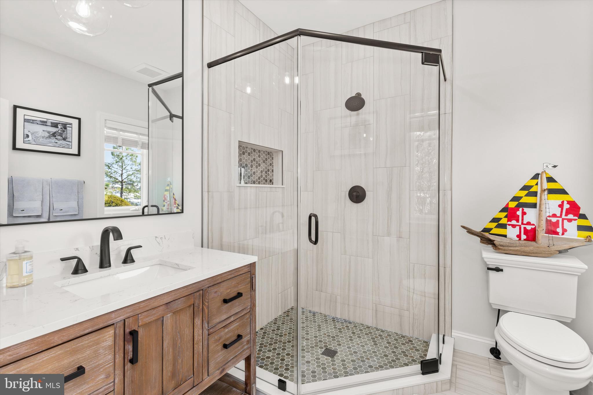 NARROWS POINTE - Residential