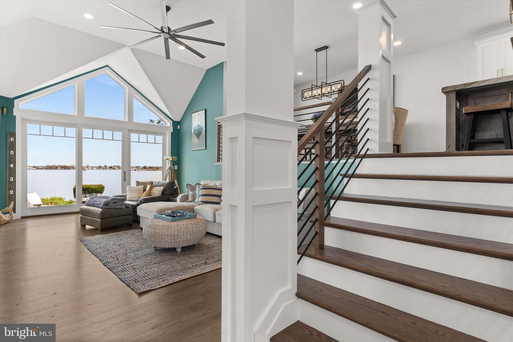 NARROWS POINTE - Residential