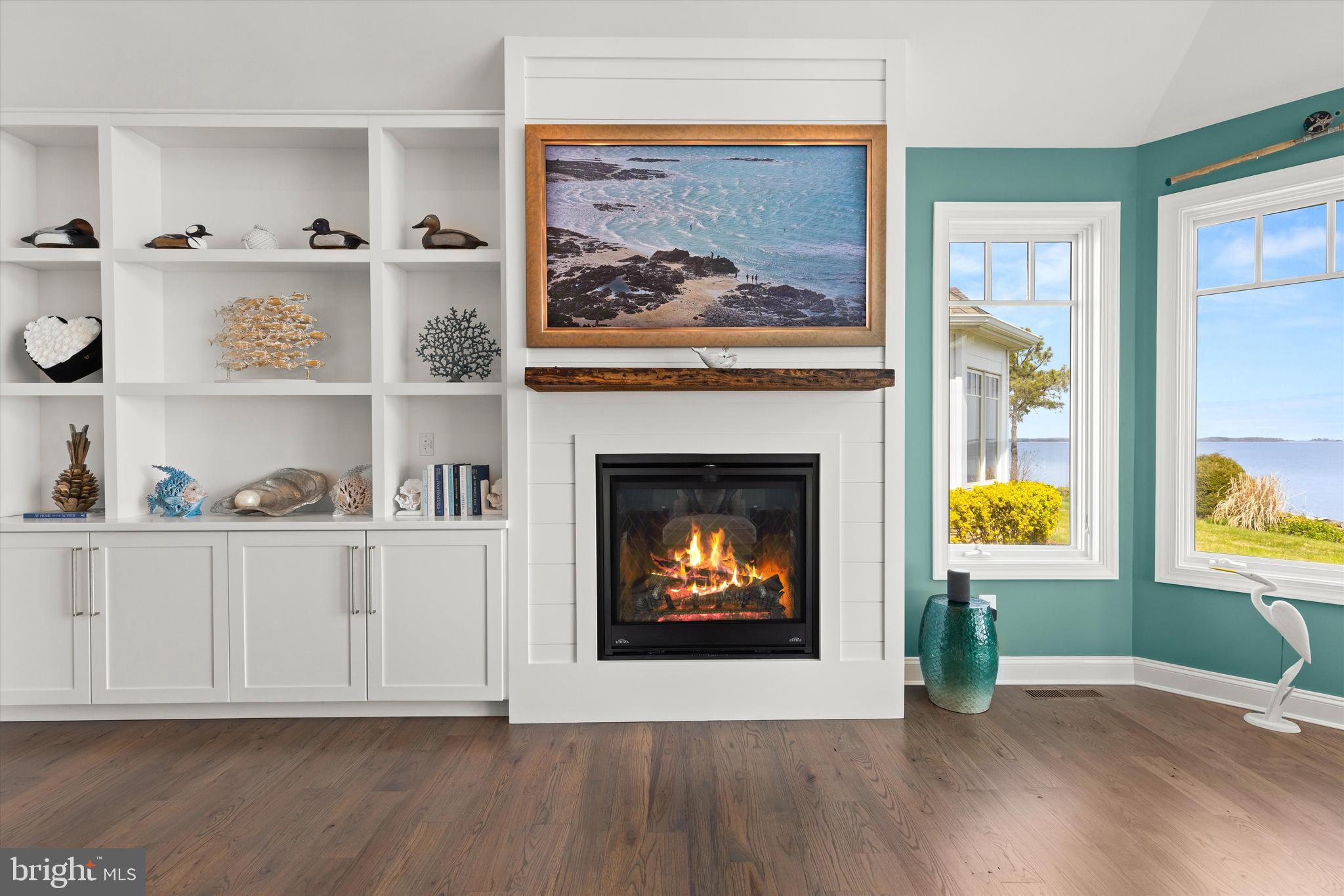 NARROWS POINTE - Residential