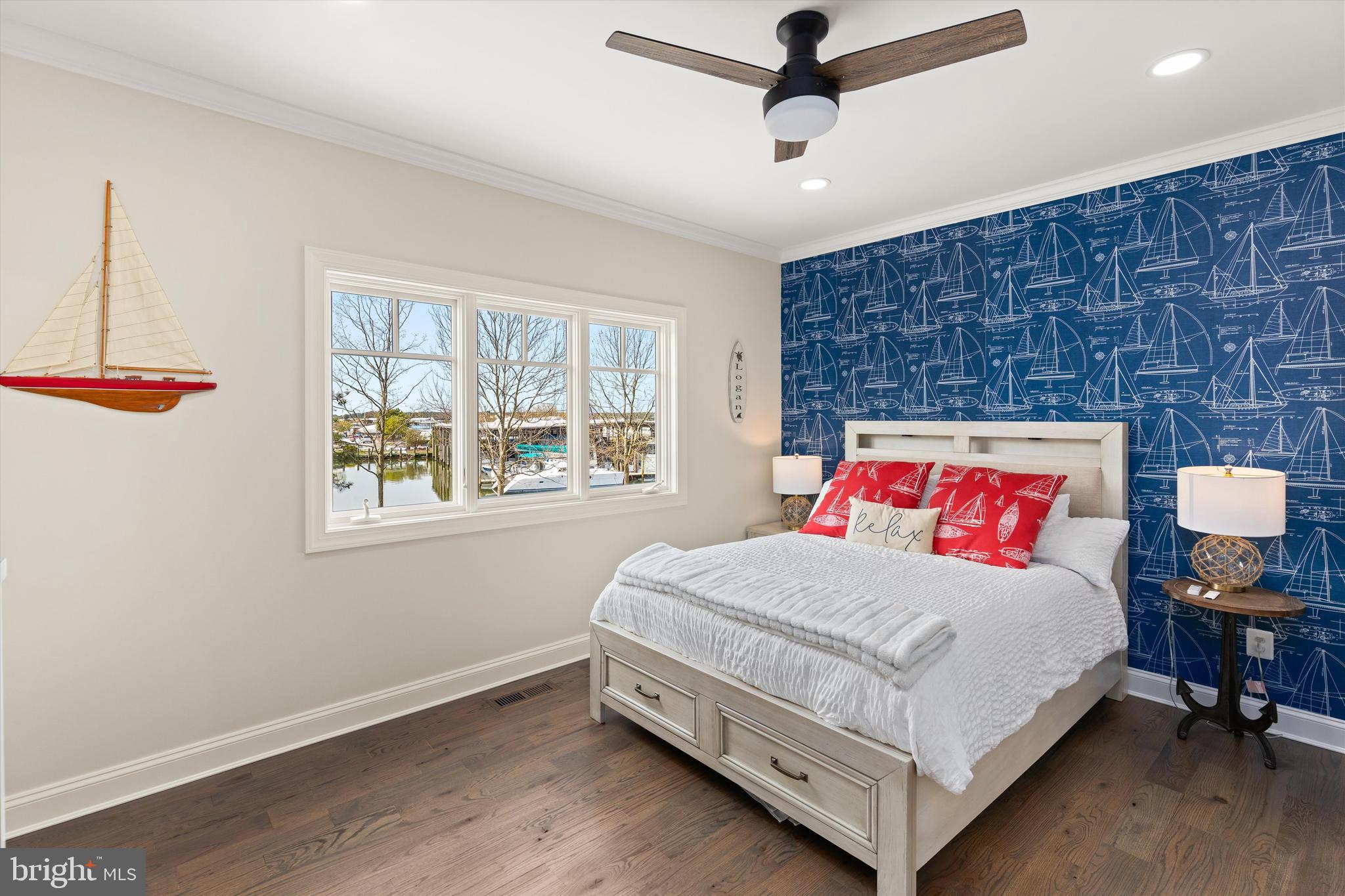 NARROWS POINTE - Residential