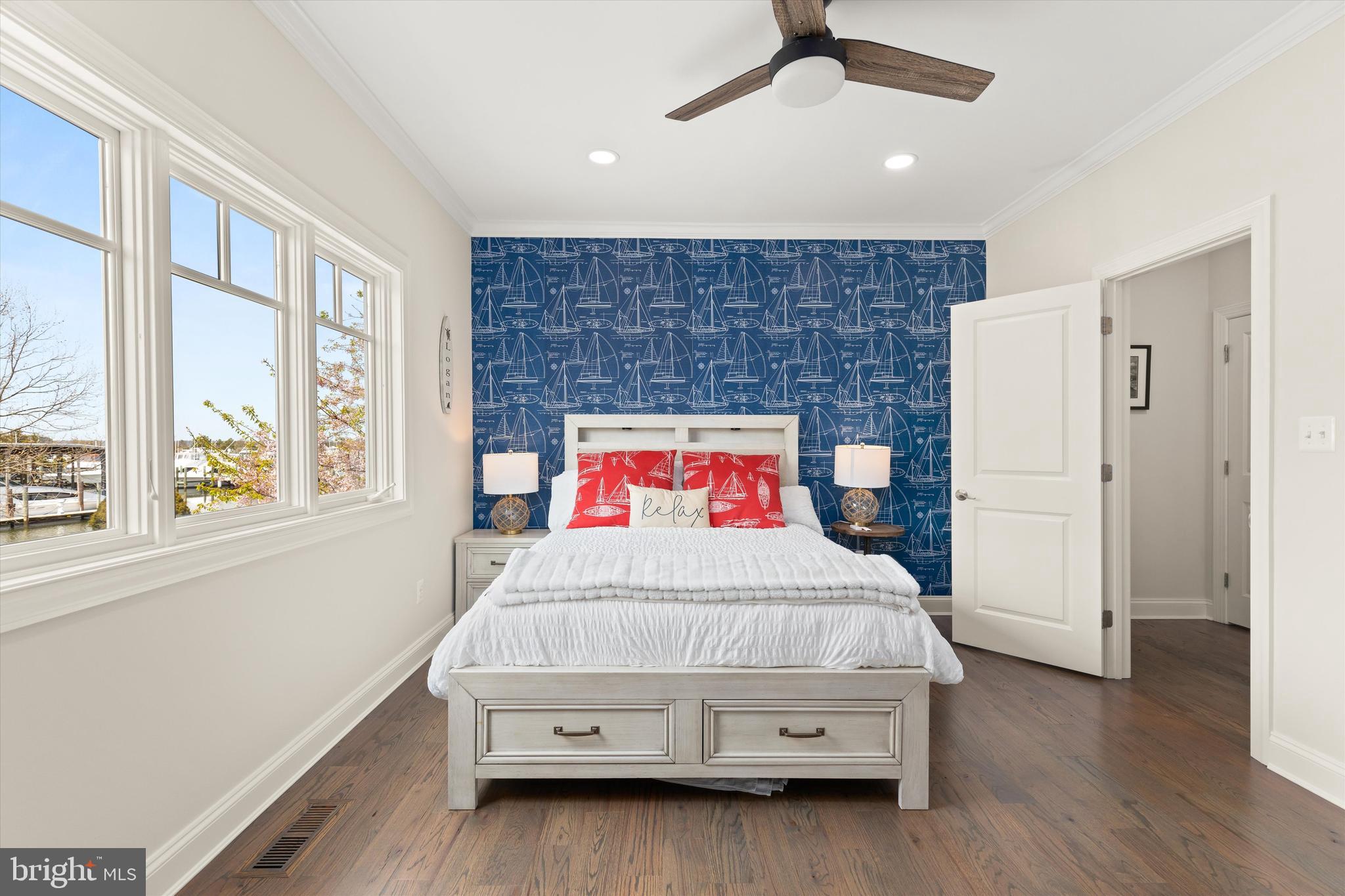 NARROWS POINTE - Residential