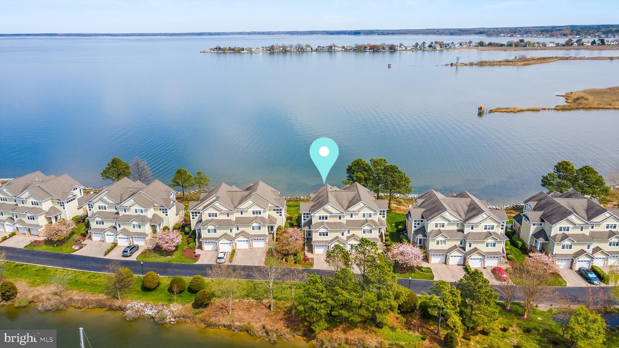 NARROWS POINTE - Residential