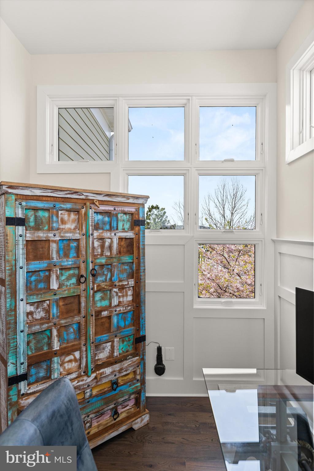 NARROWS POINTE - Residential