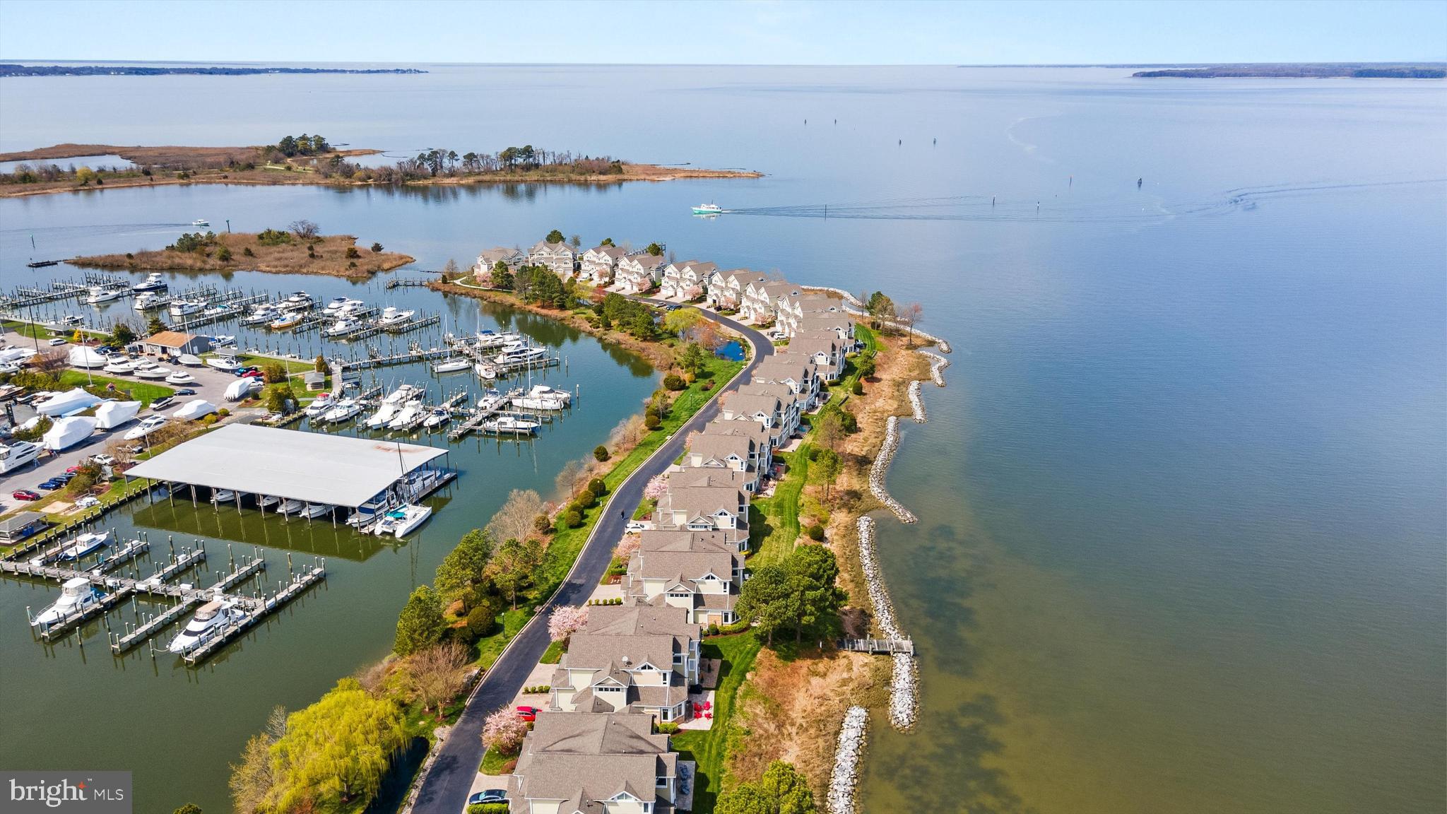 NARROWS POINTE - Residential