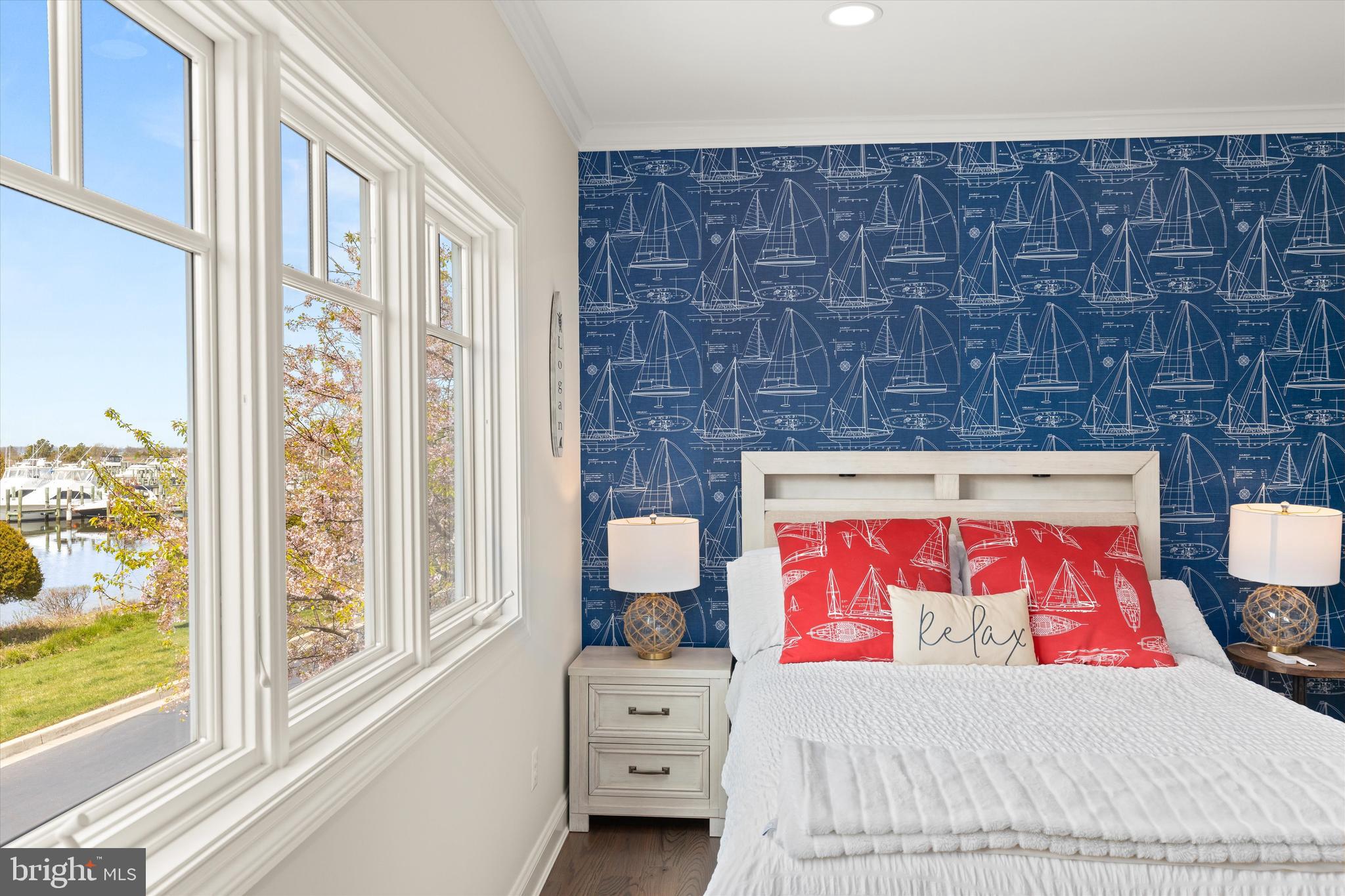 NARROWS POINTE - Residential