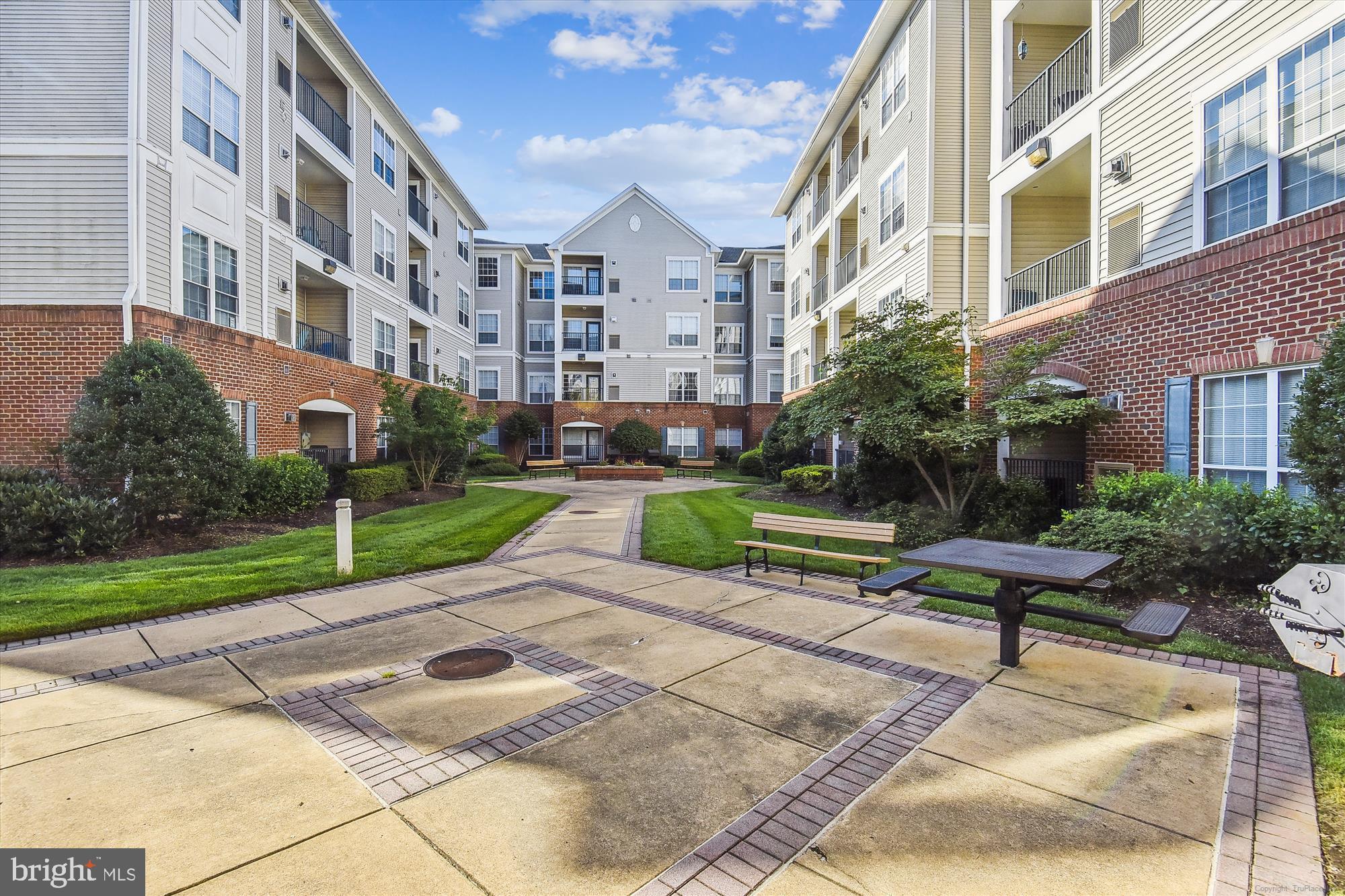 4860 EISENHOWER AVENUE 297