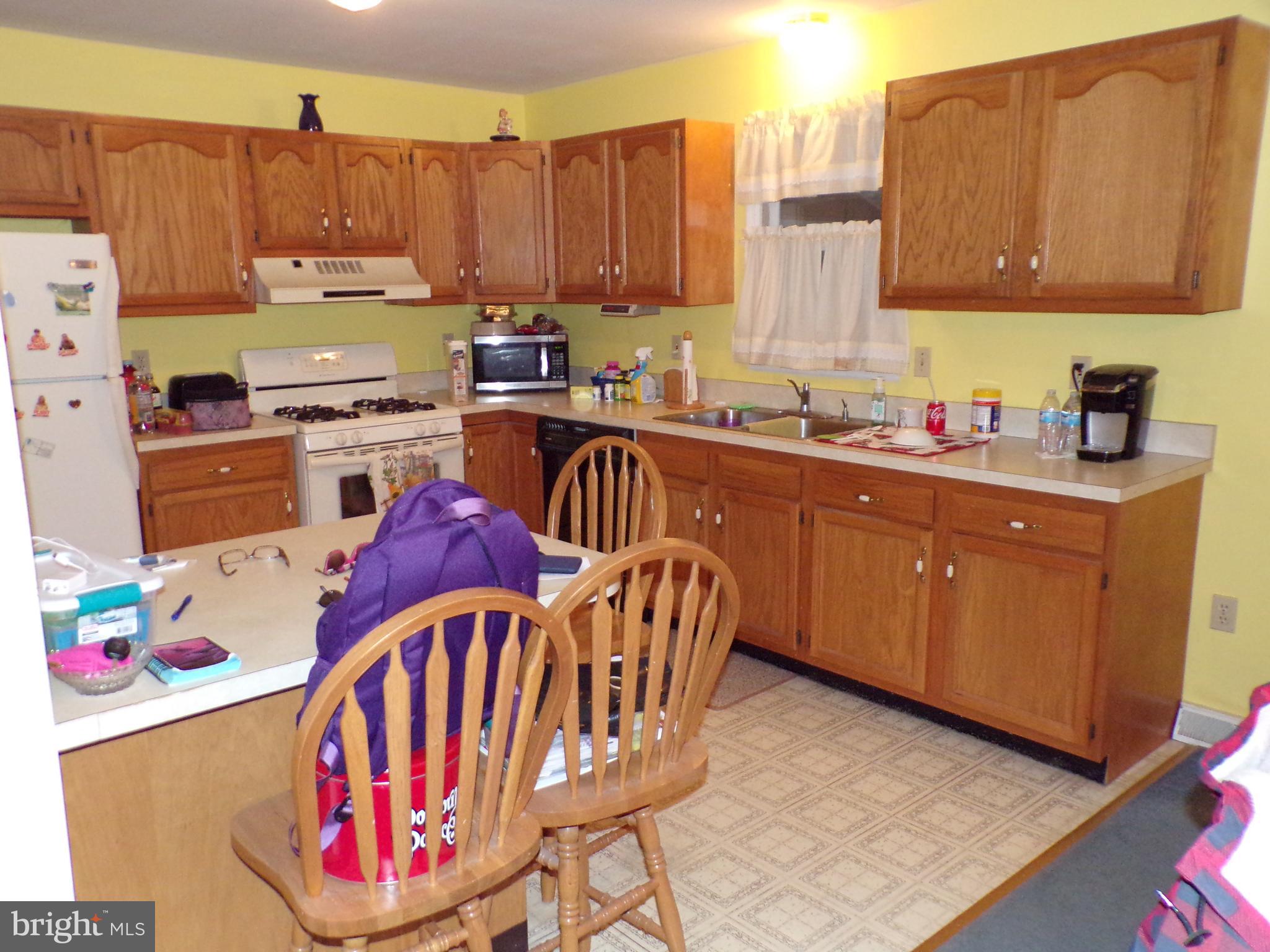 1402 MARGARET STREET