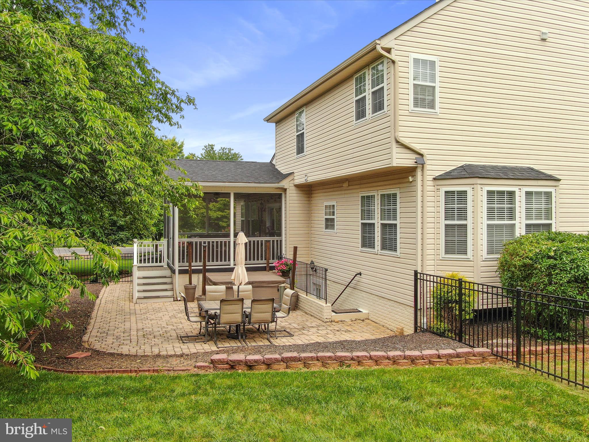 HARLAN RUN - Residential