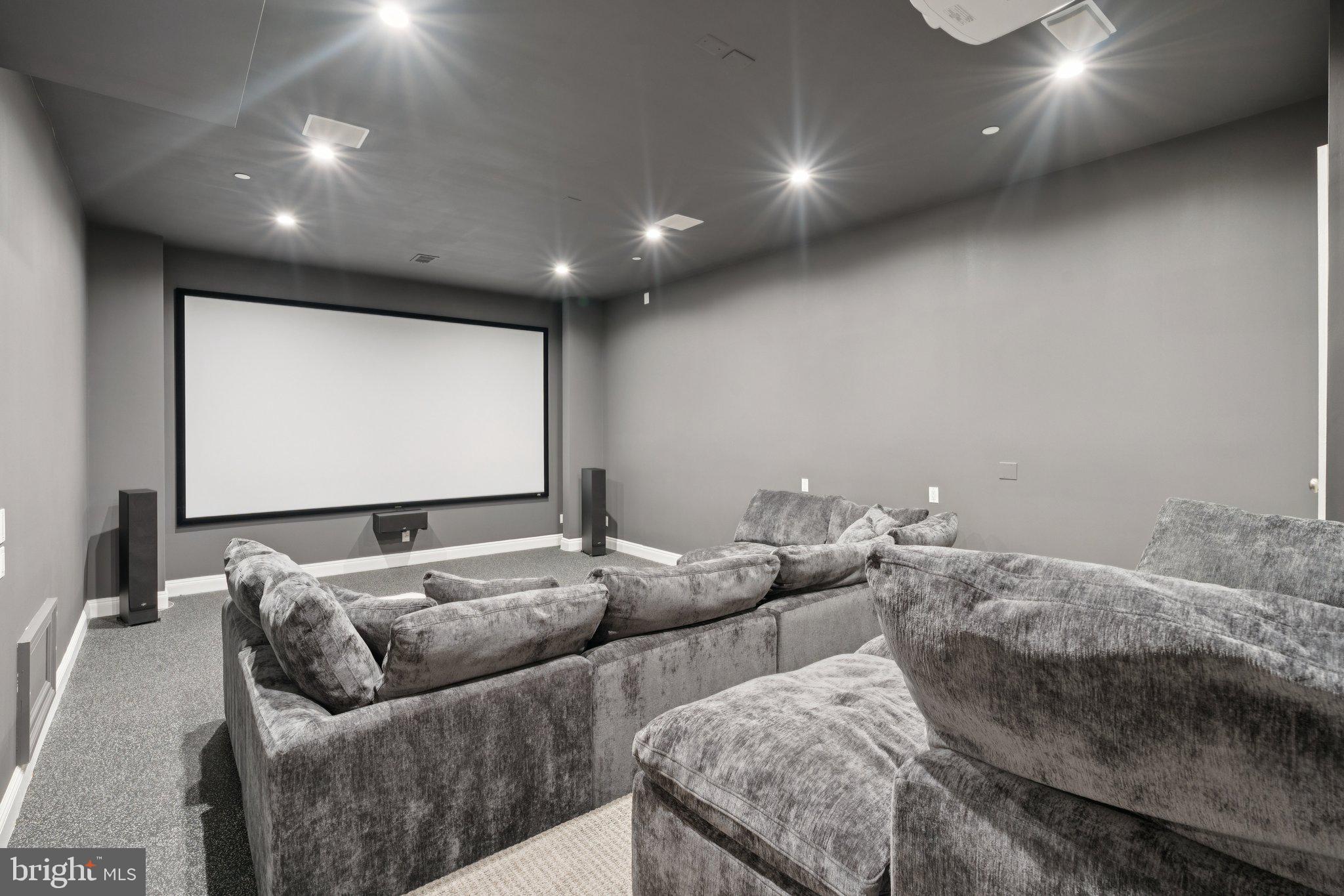 BRADLEY HILLS - Residential