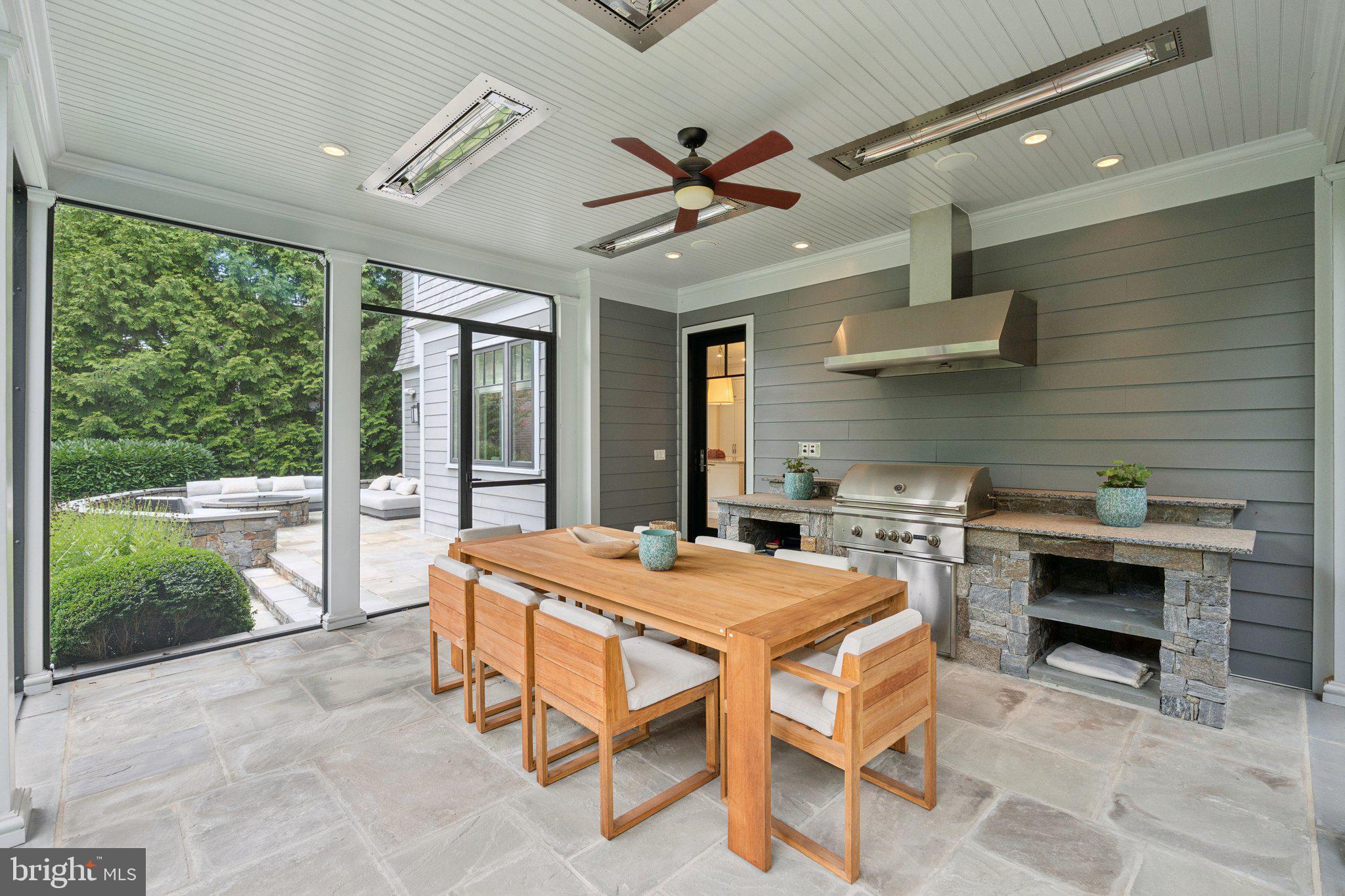 BRADLEY HILLS - Residential