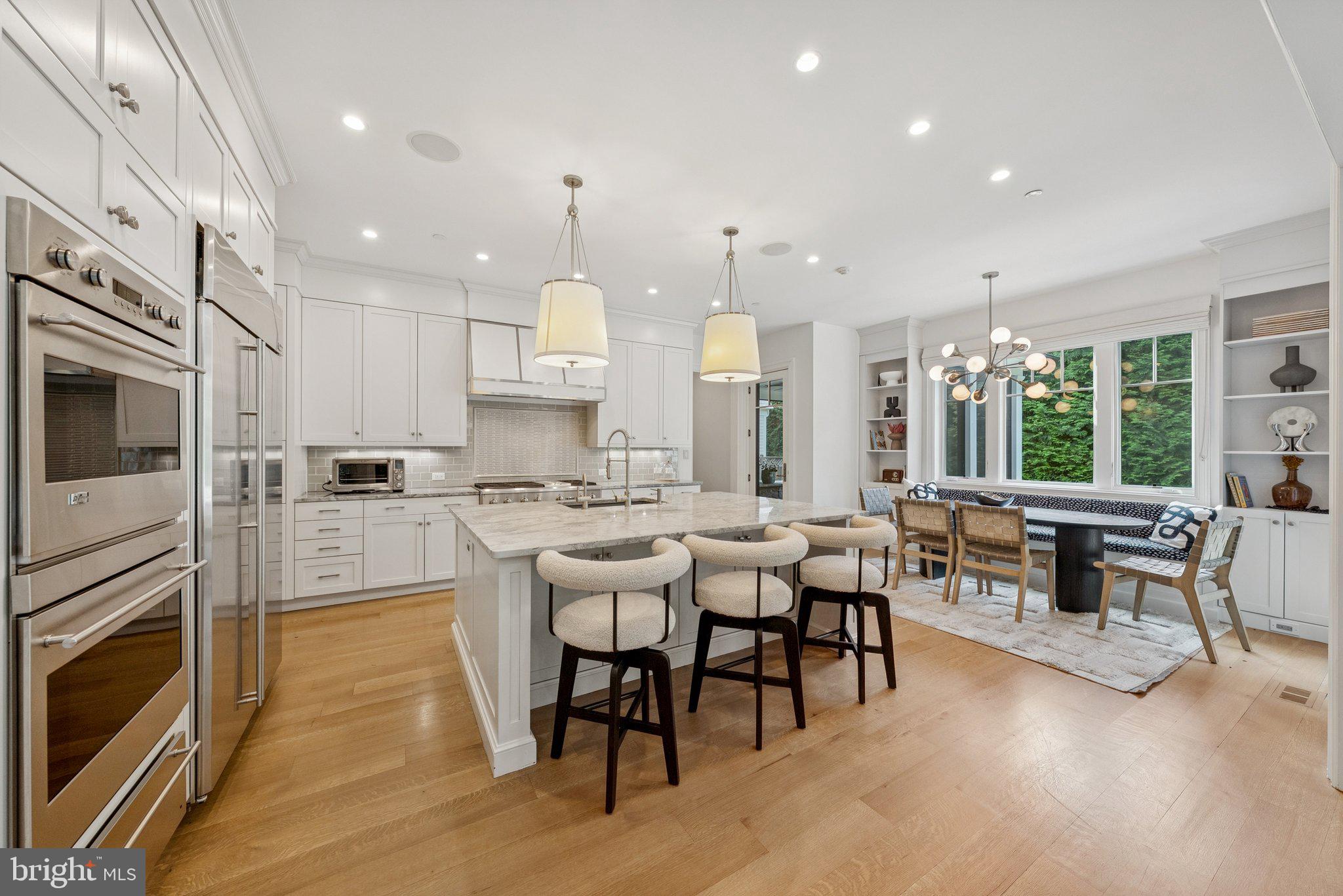 BRADLEY HILLS - Residential