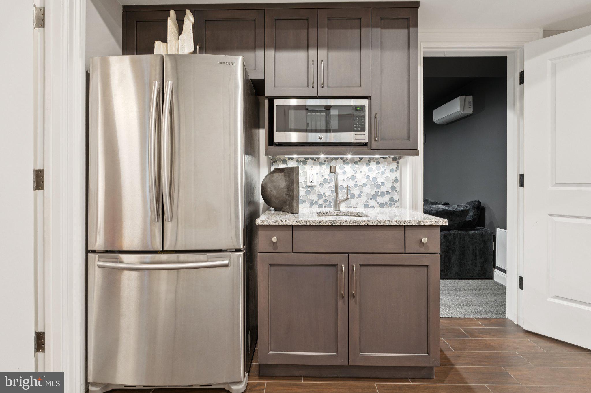 BRADLEY HILLS - Residential