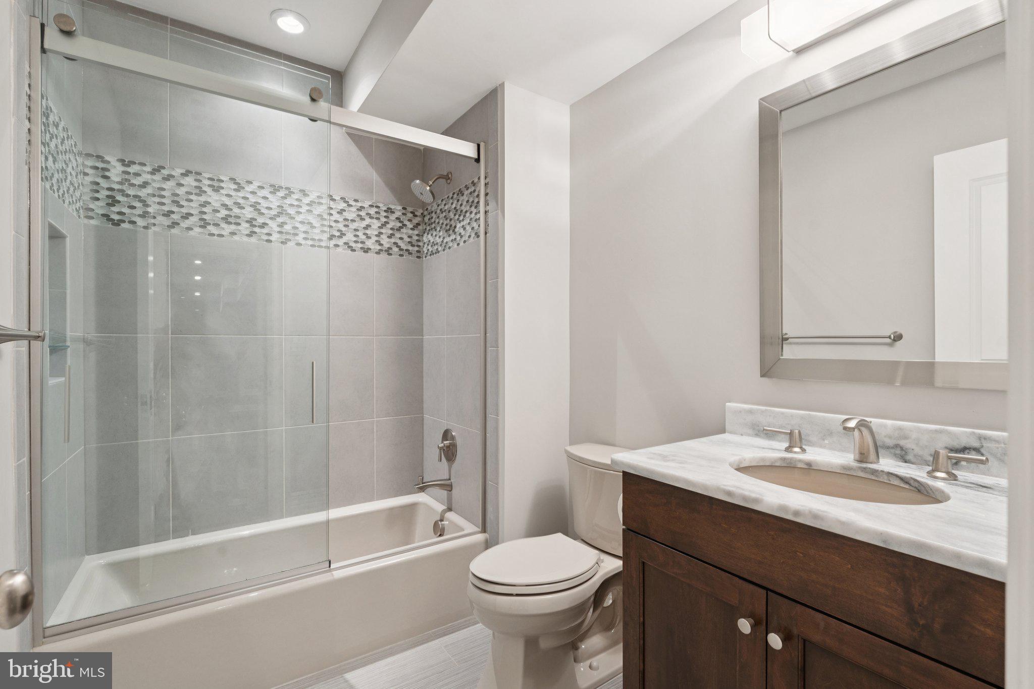 BRADLEY HILLS - Residential