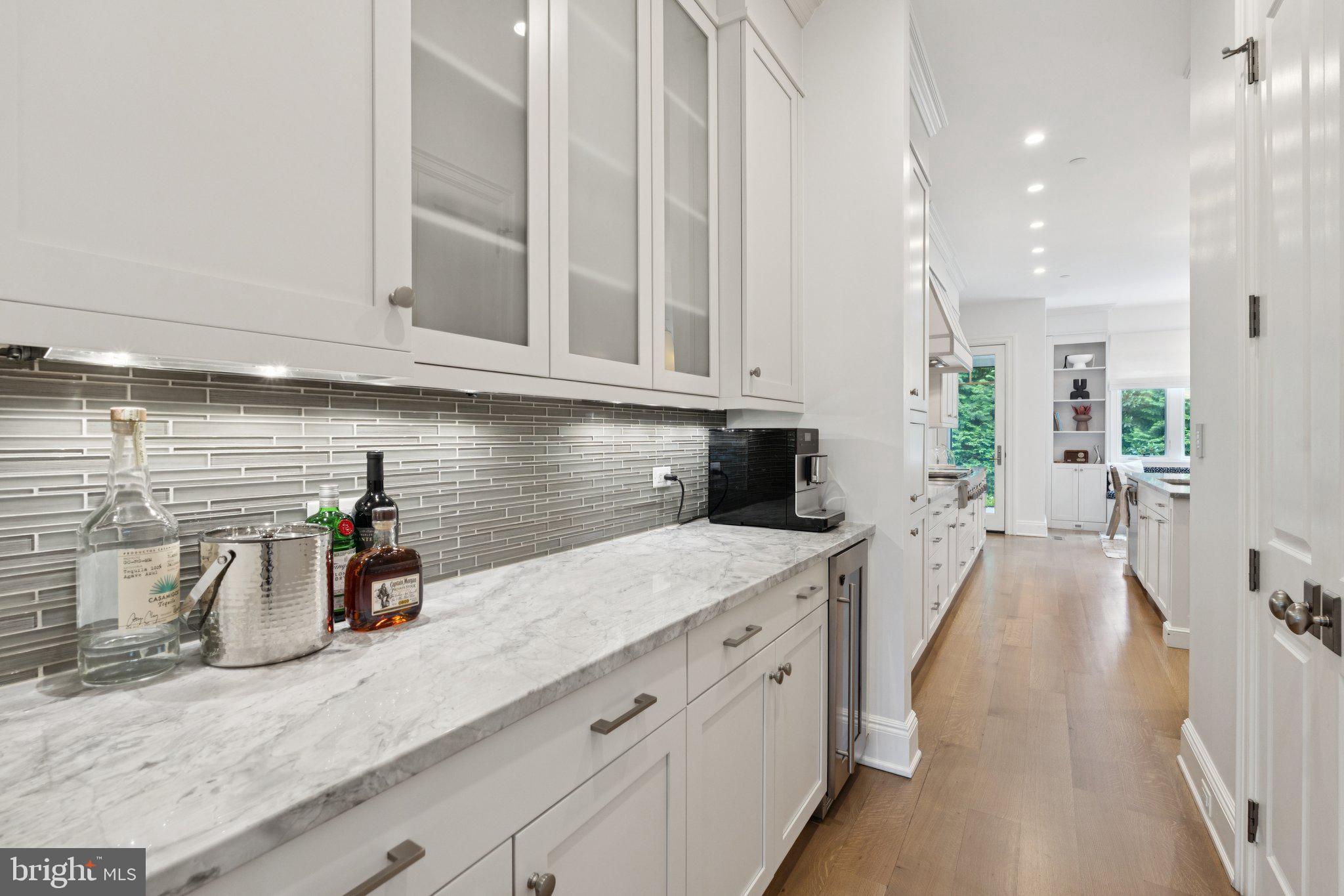 BRADLEY HILLS - Residential