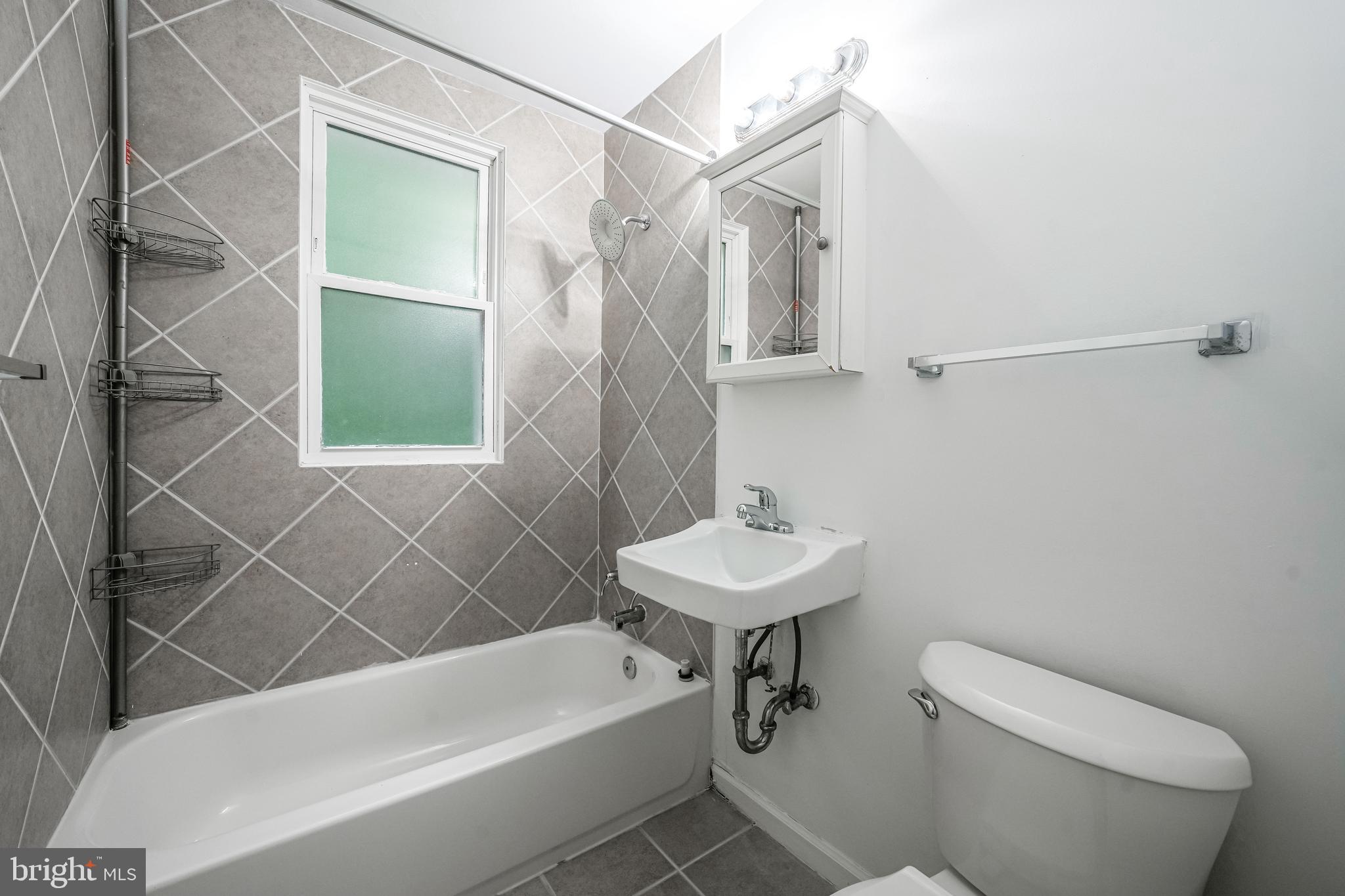 WOODBRIDGE - Residential Lease