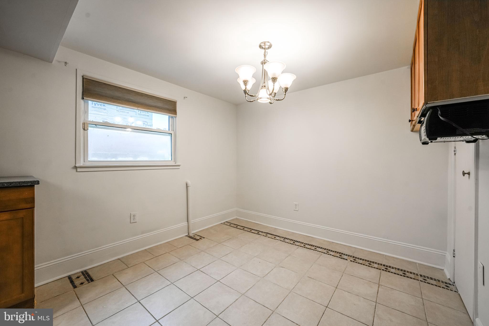 WOODBRIDGE - Residential Lease