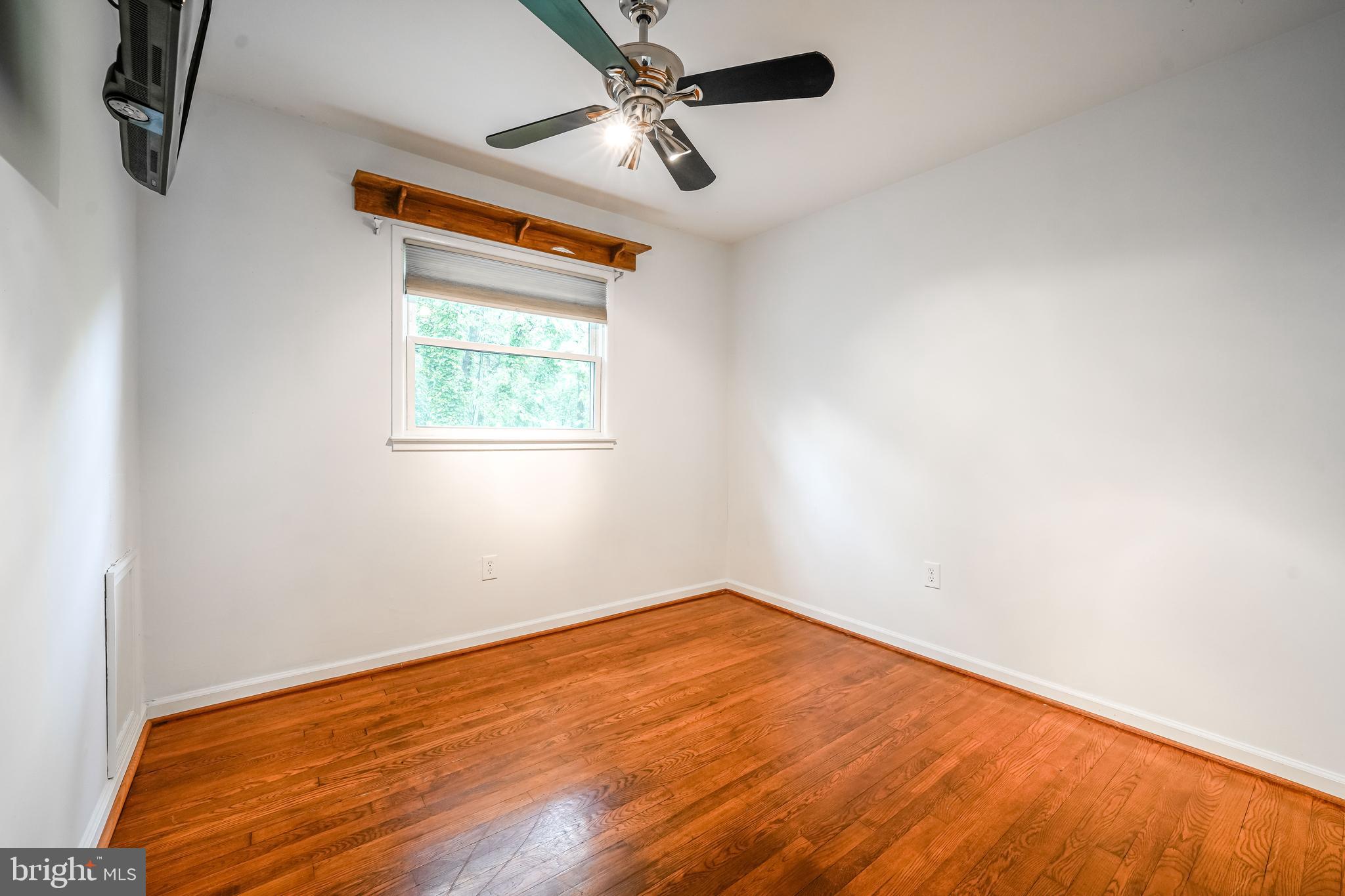 WOODBRIDGE - Residential Lease