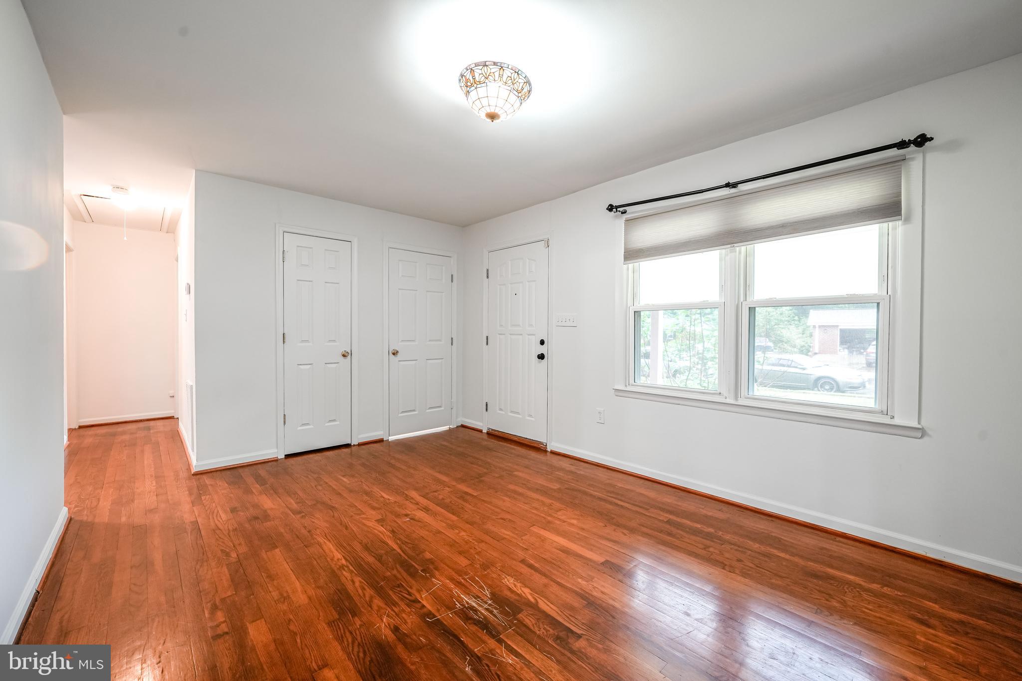 WOODBRIDGE - Residential Lease