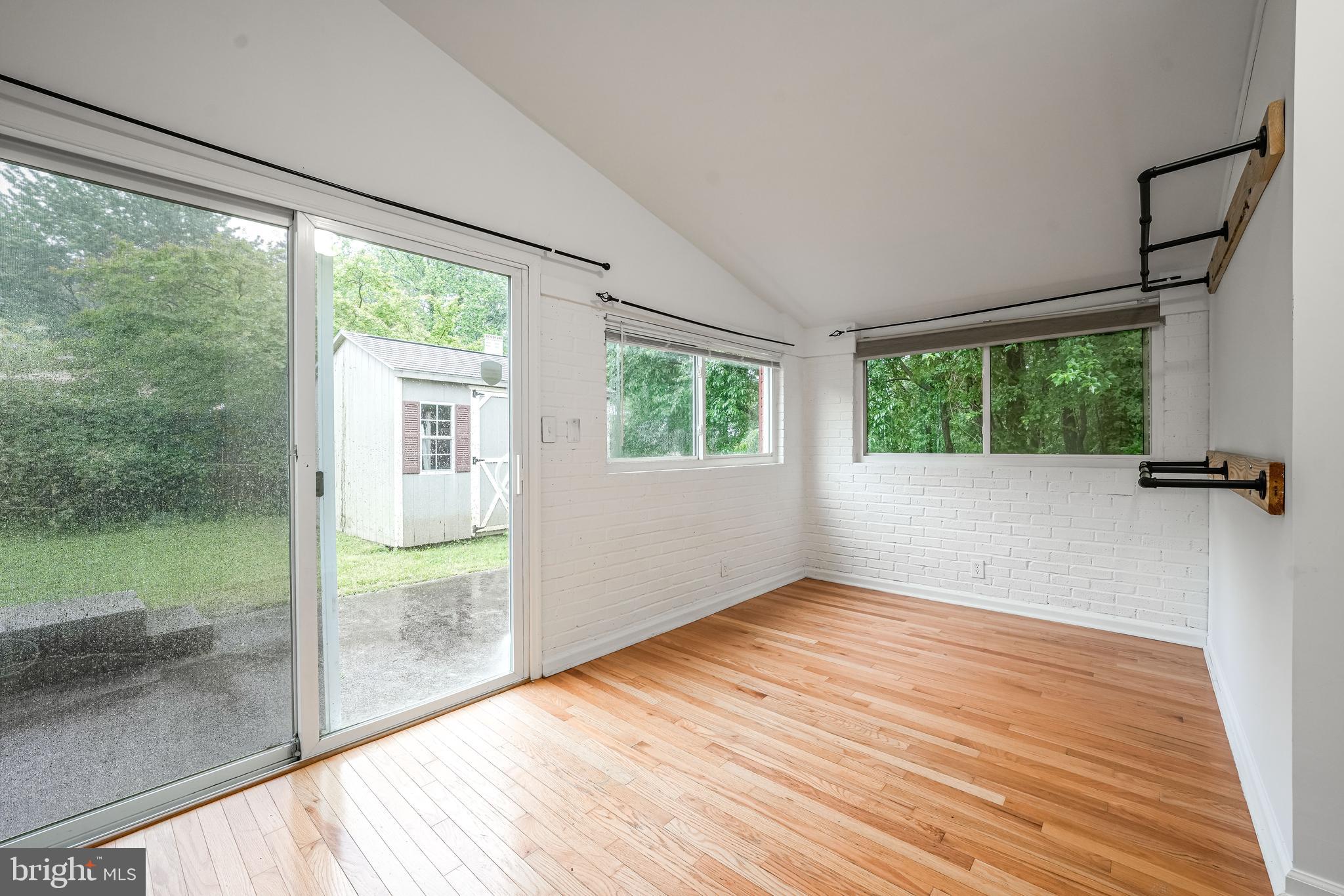 WOODBRIDGE - Residential Lease