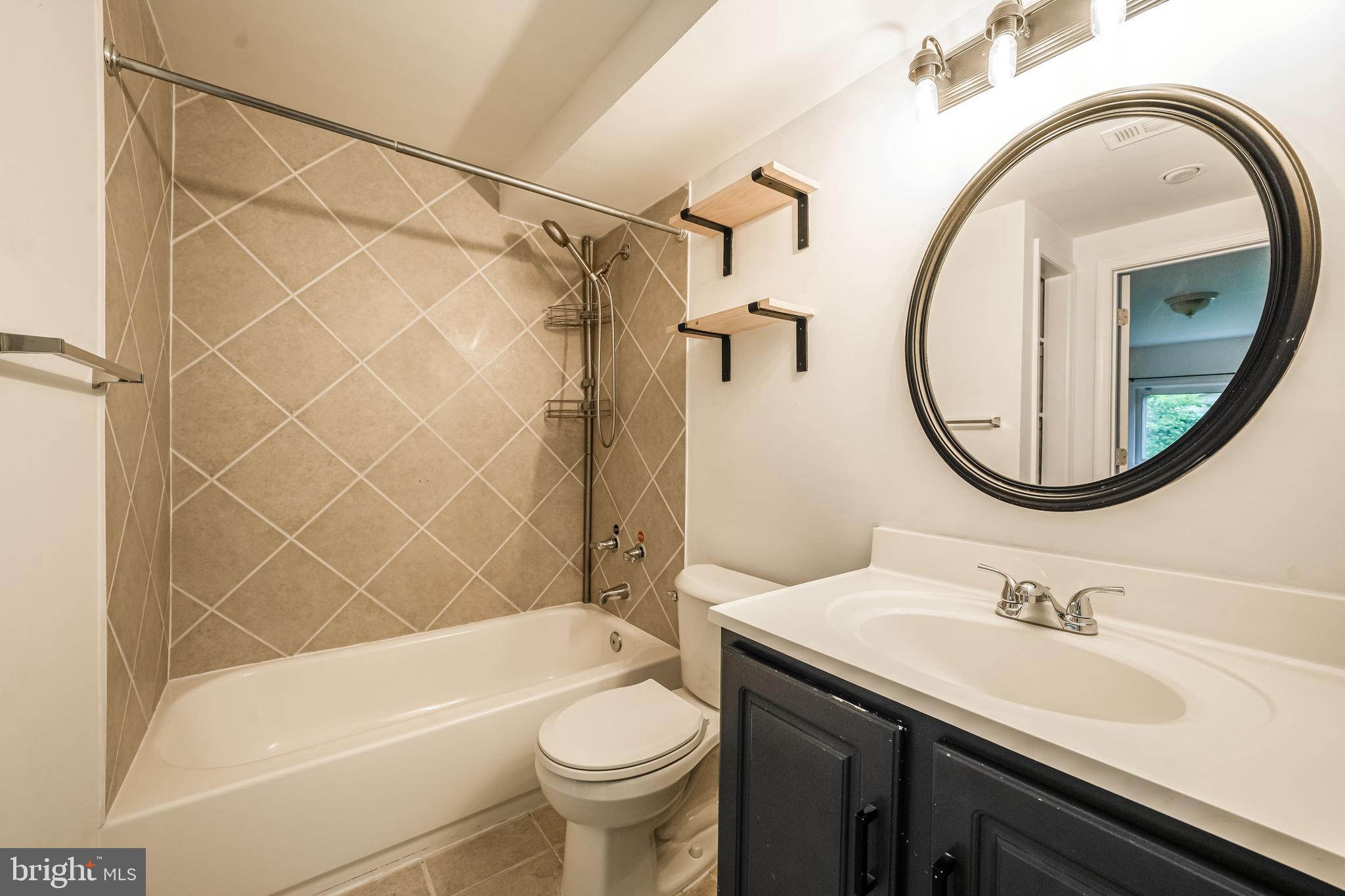 WOODBRIDGE - Residential Lease