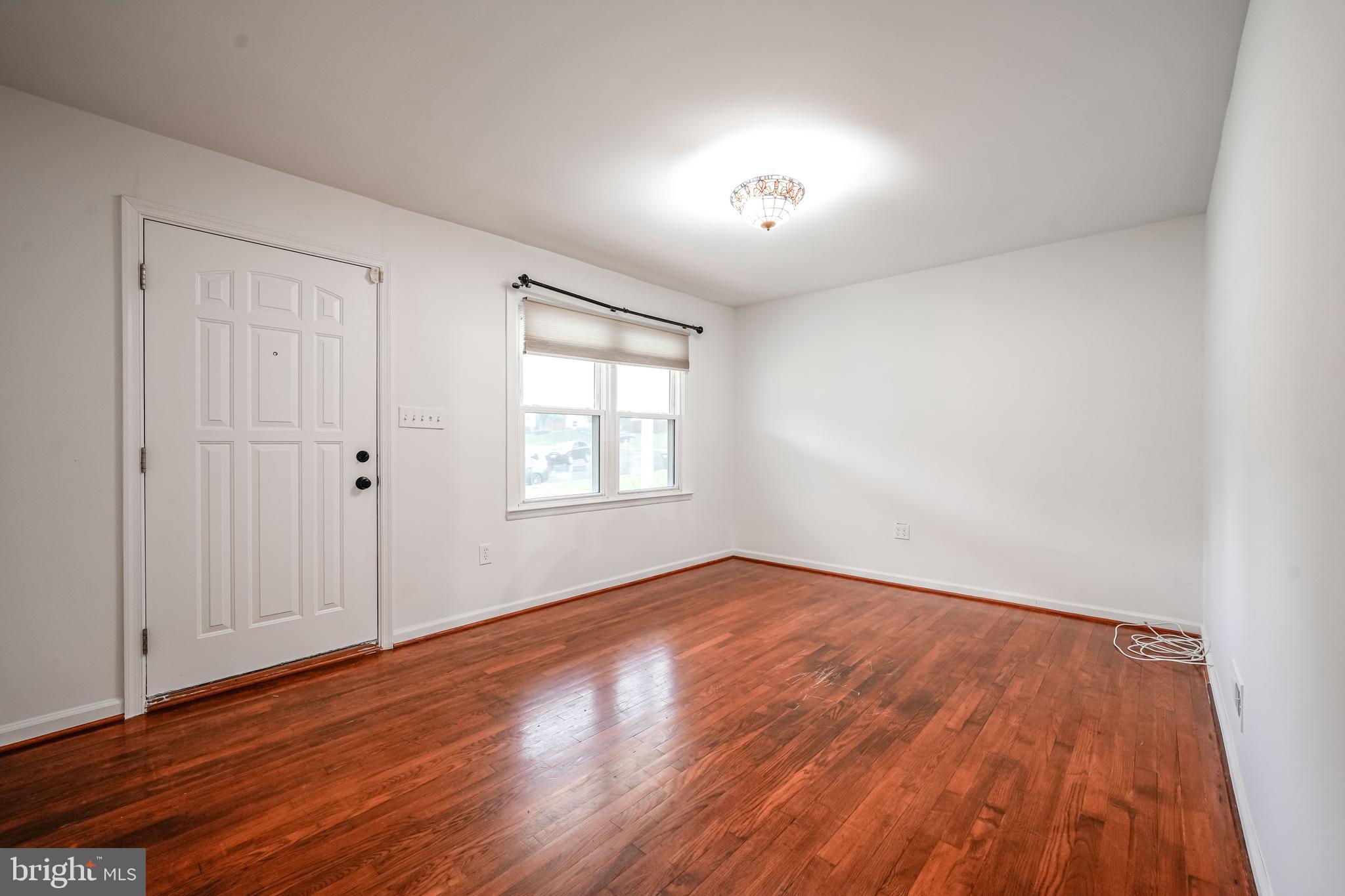 WOODBRIDGE - Residential Lease