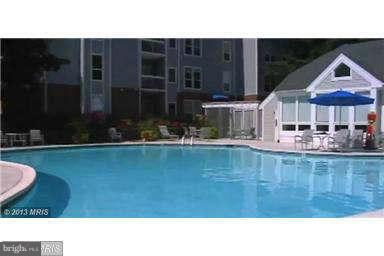 FOUR WINDS AT OAKTON - Residential