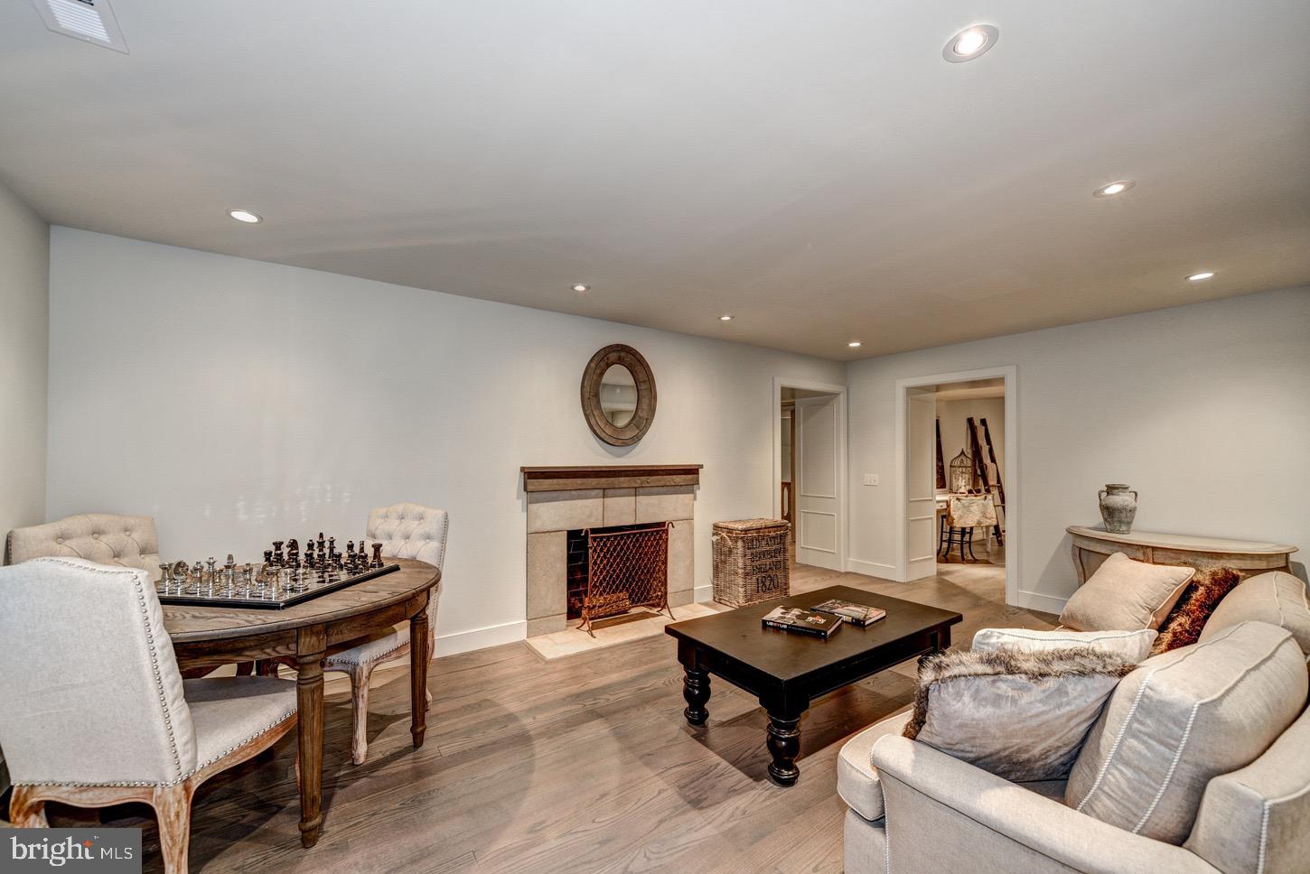 KENWOOD - Residential