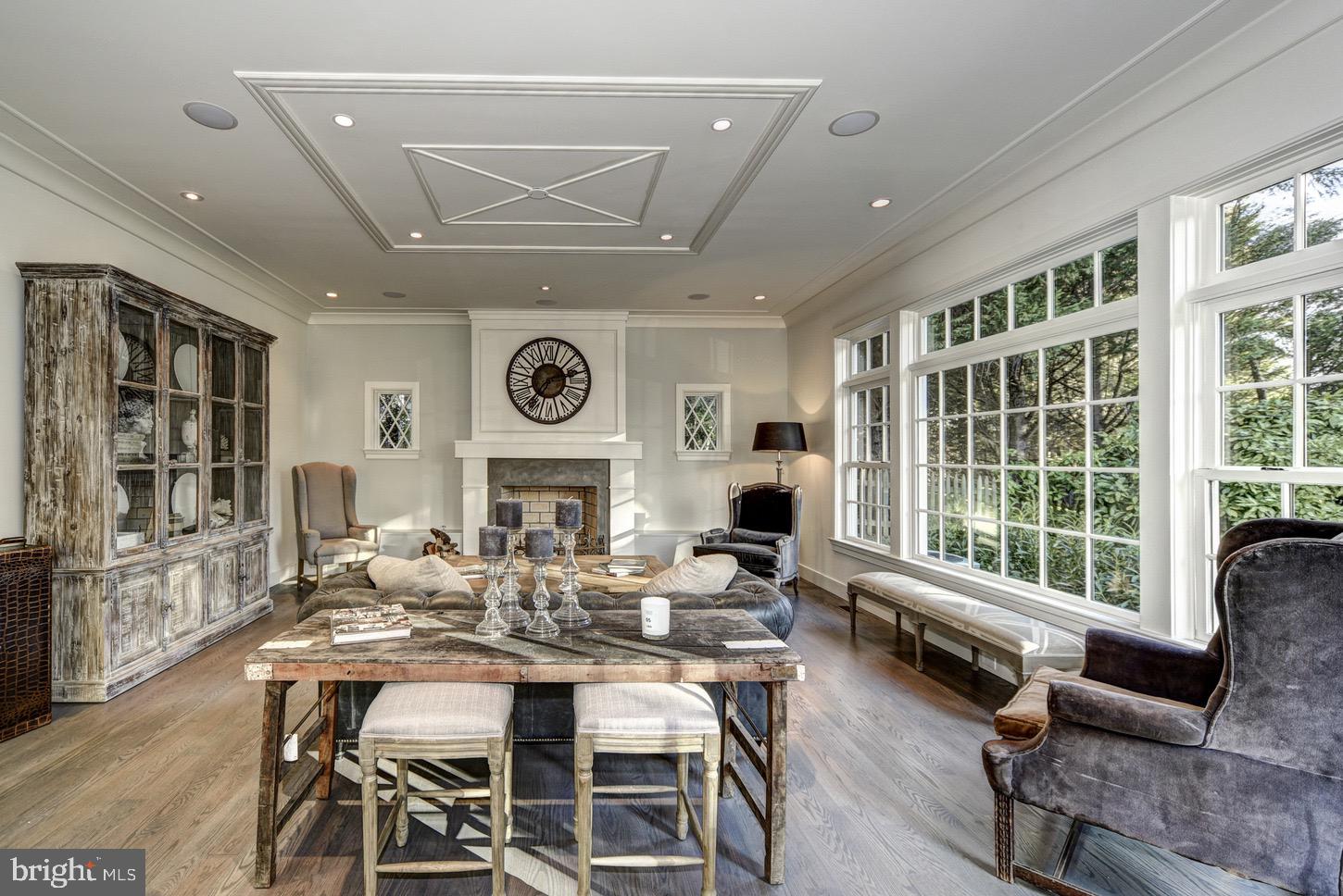 KENWOOD - Residential