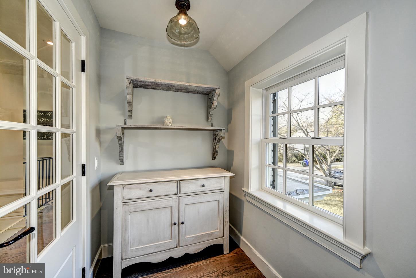 KENWOOD - Residential