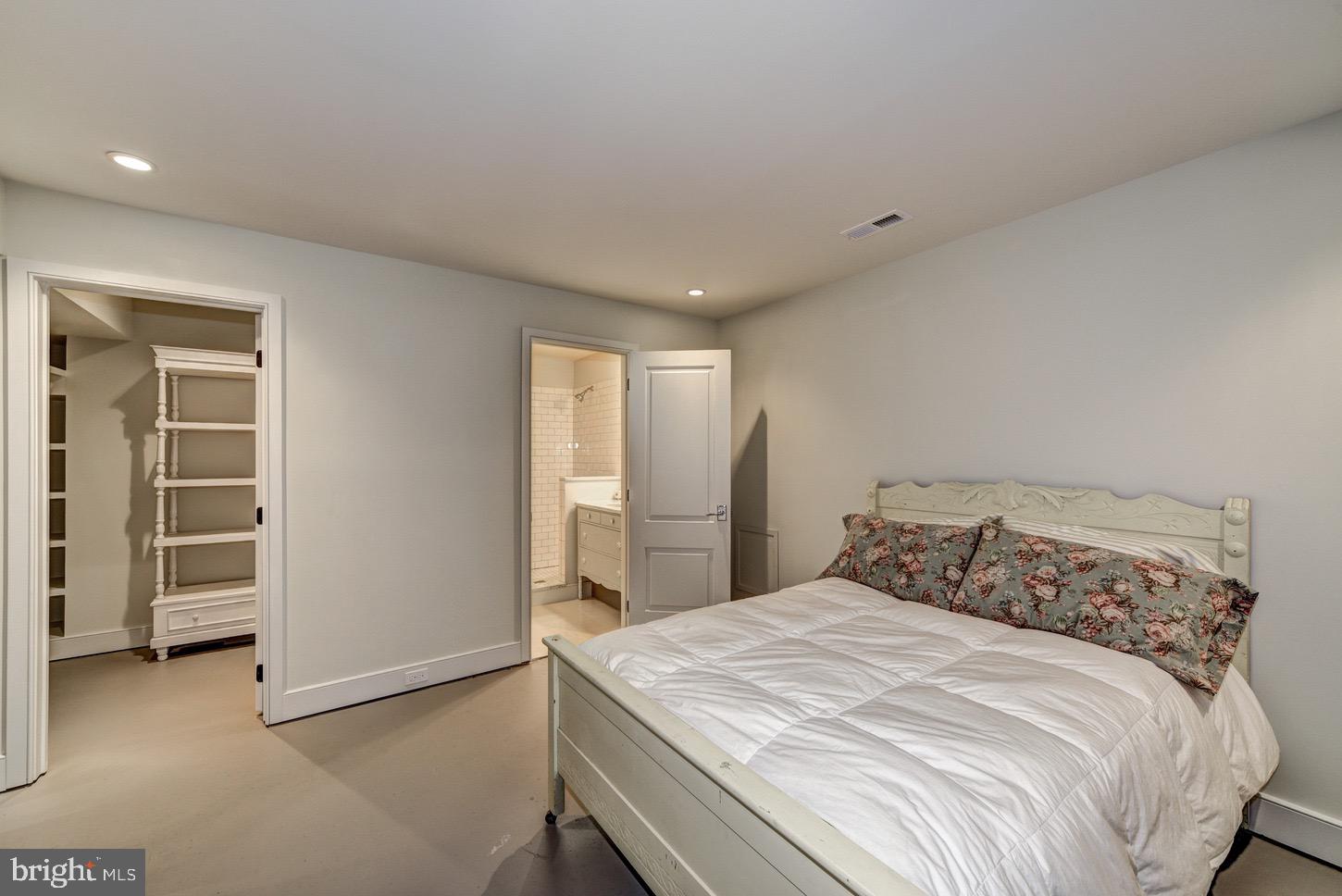 KENWOOD - Residential