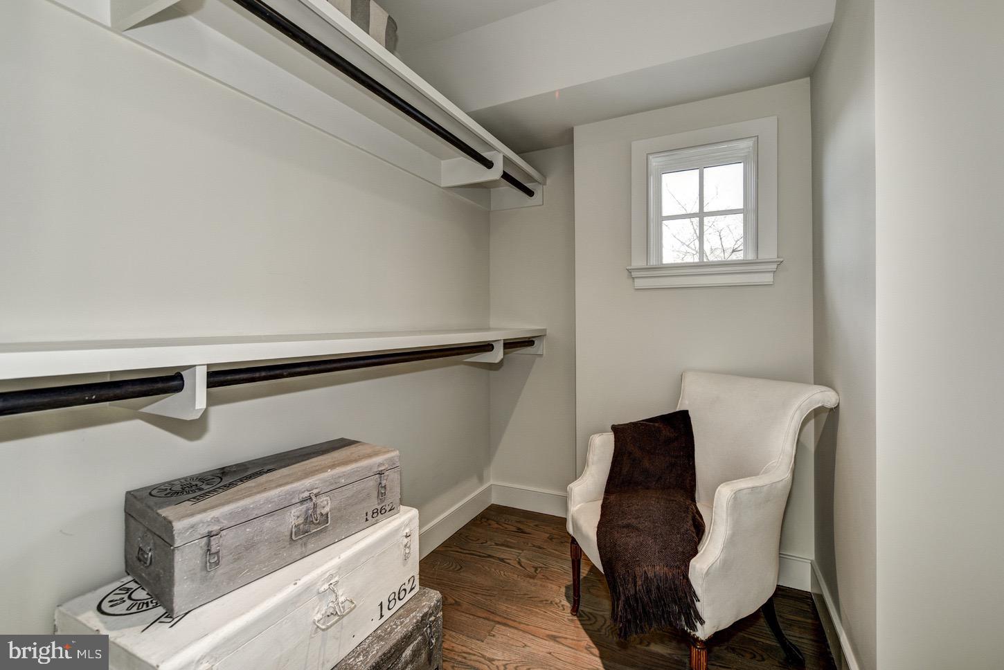 KENWOOD - Residential