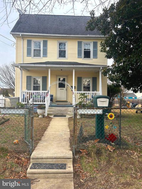 Photo of 209 Greenwich Avenue, PAULSBORO, NJ 08066 (MLS # NJGL2068720)