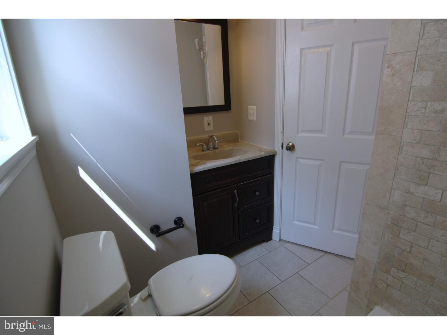 PHILADELPHIA (SOUTH) - Residential Lease