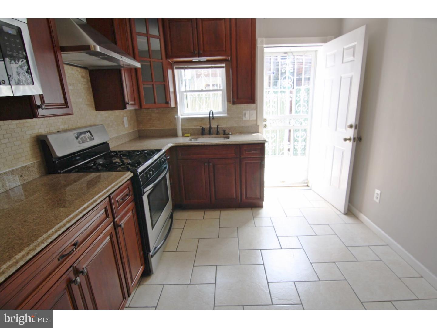 PHILADELPHIA (SOUTH) - Residential Lease