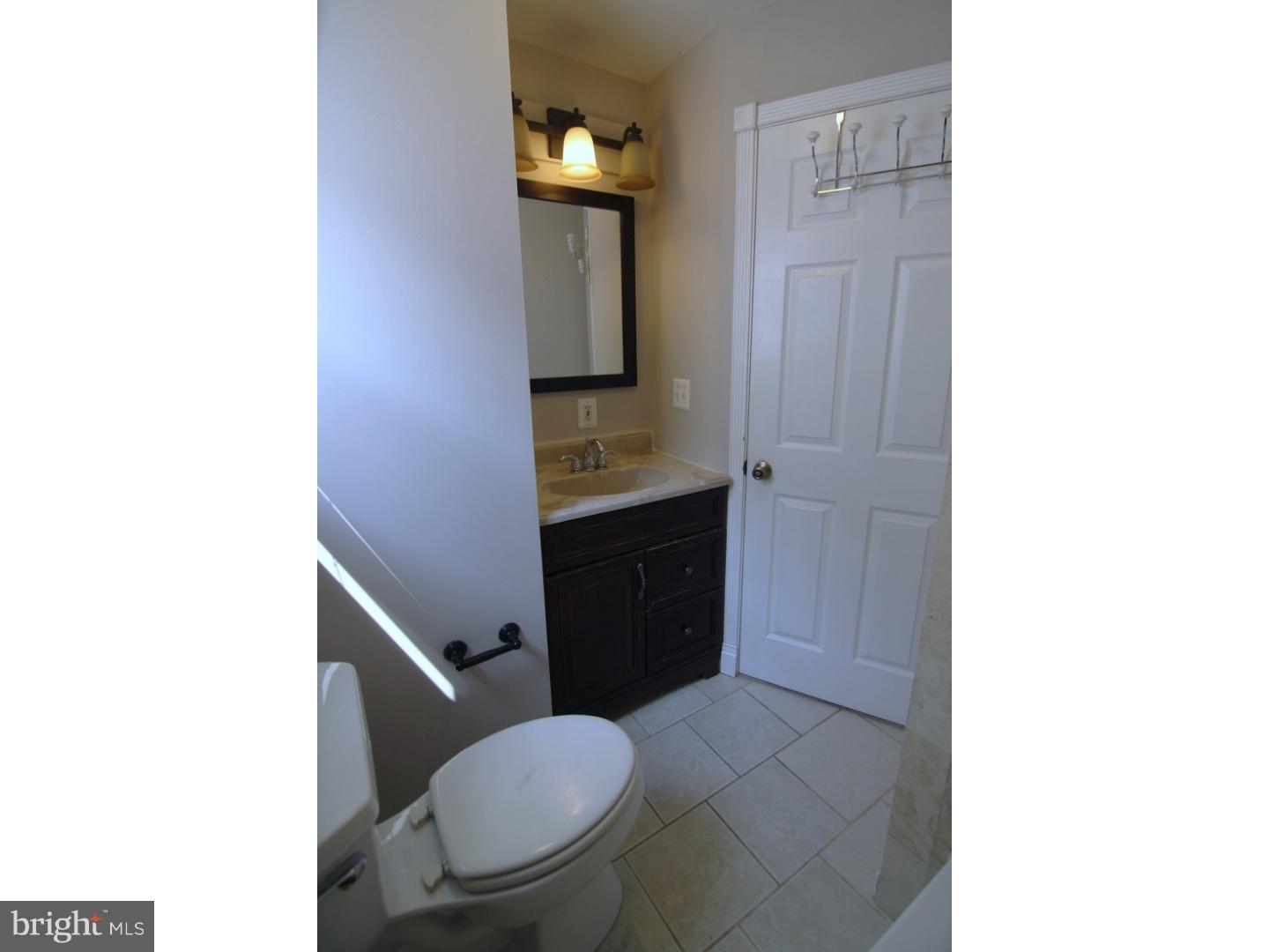 PHILADELPHIA (SOUTH) - Residential Lease