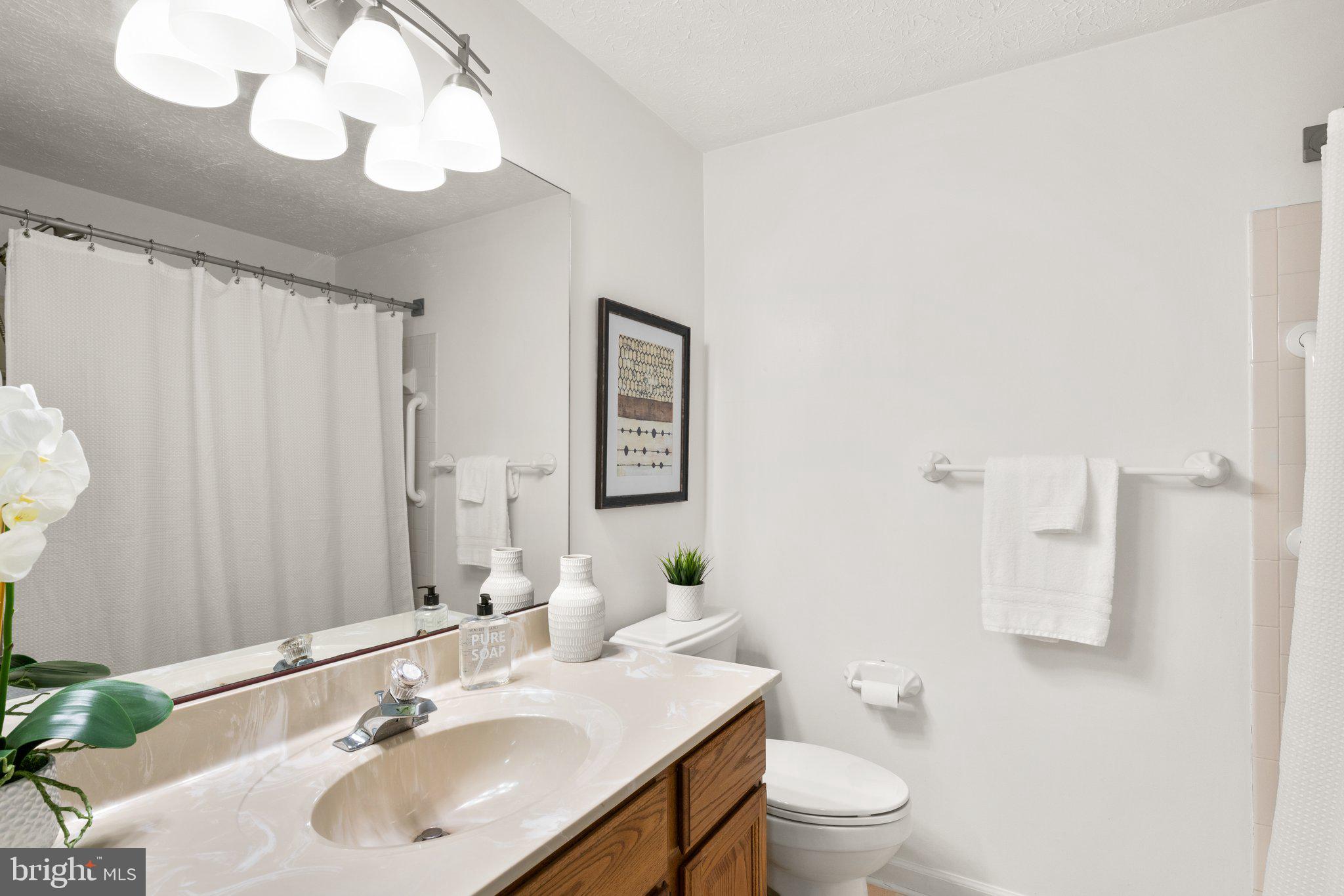 RICHARDSON MEWS - Residential