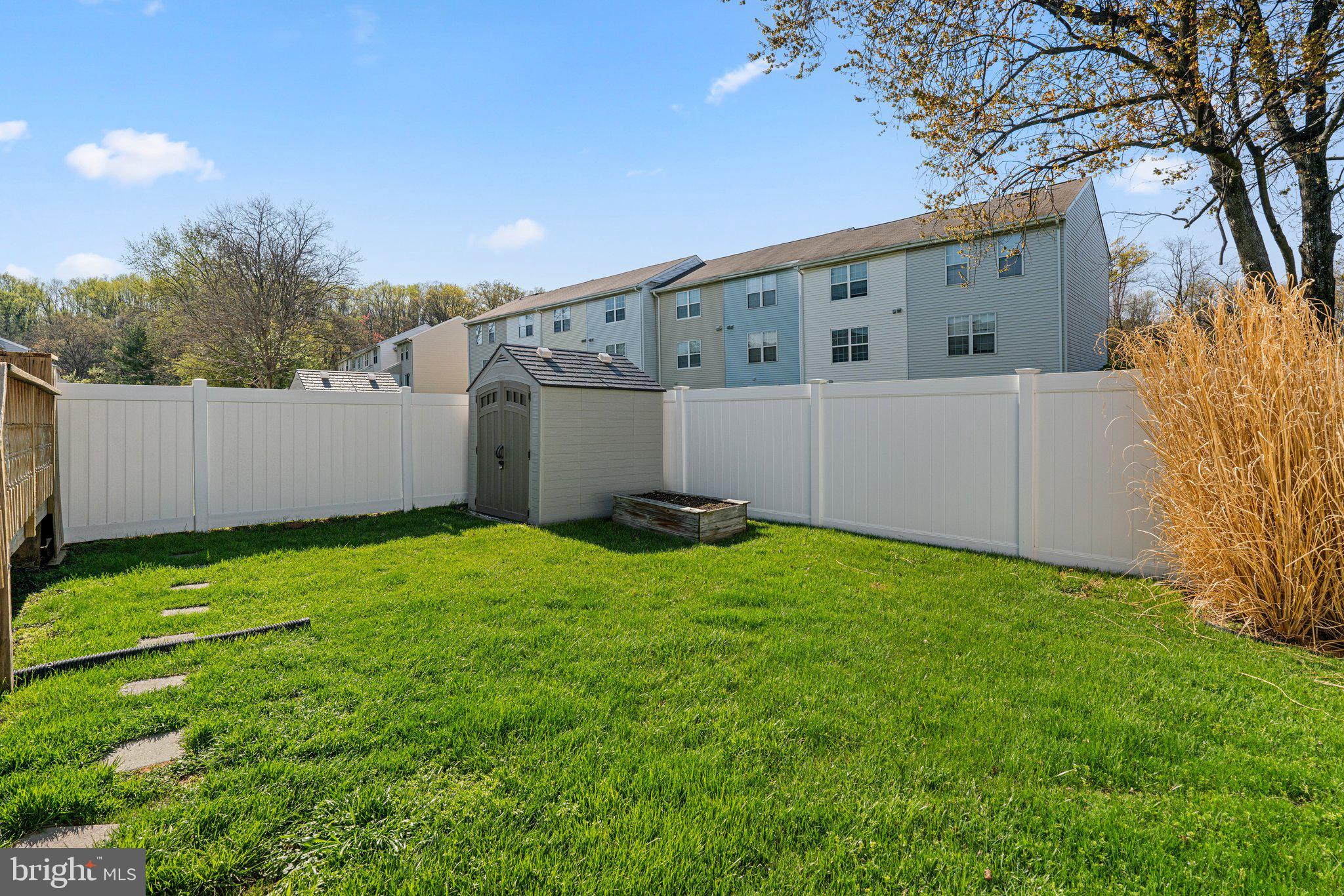 RICHARDSON MEWS - Residential