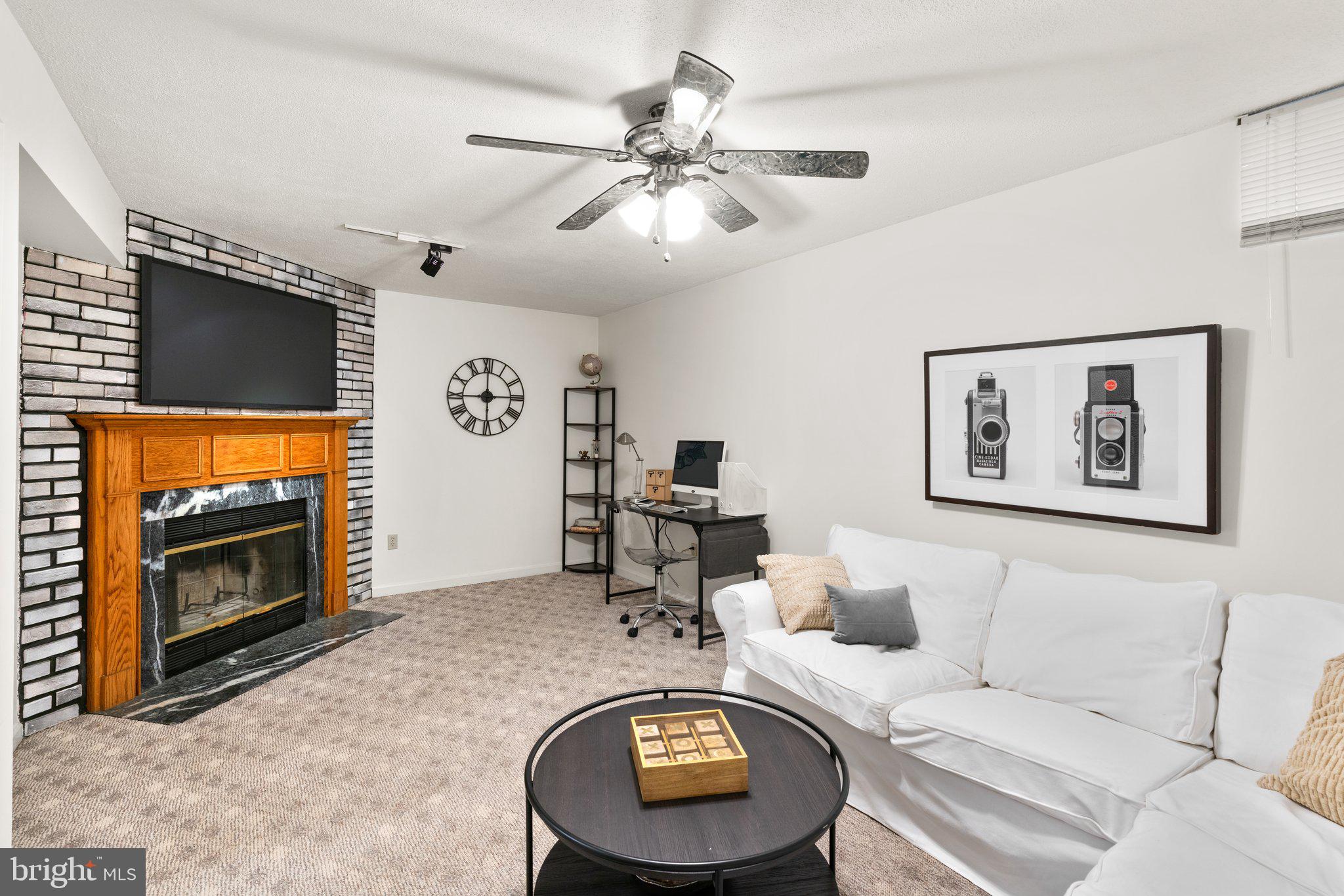 RICHARDSON MEWS - Residential