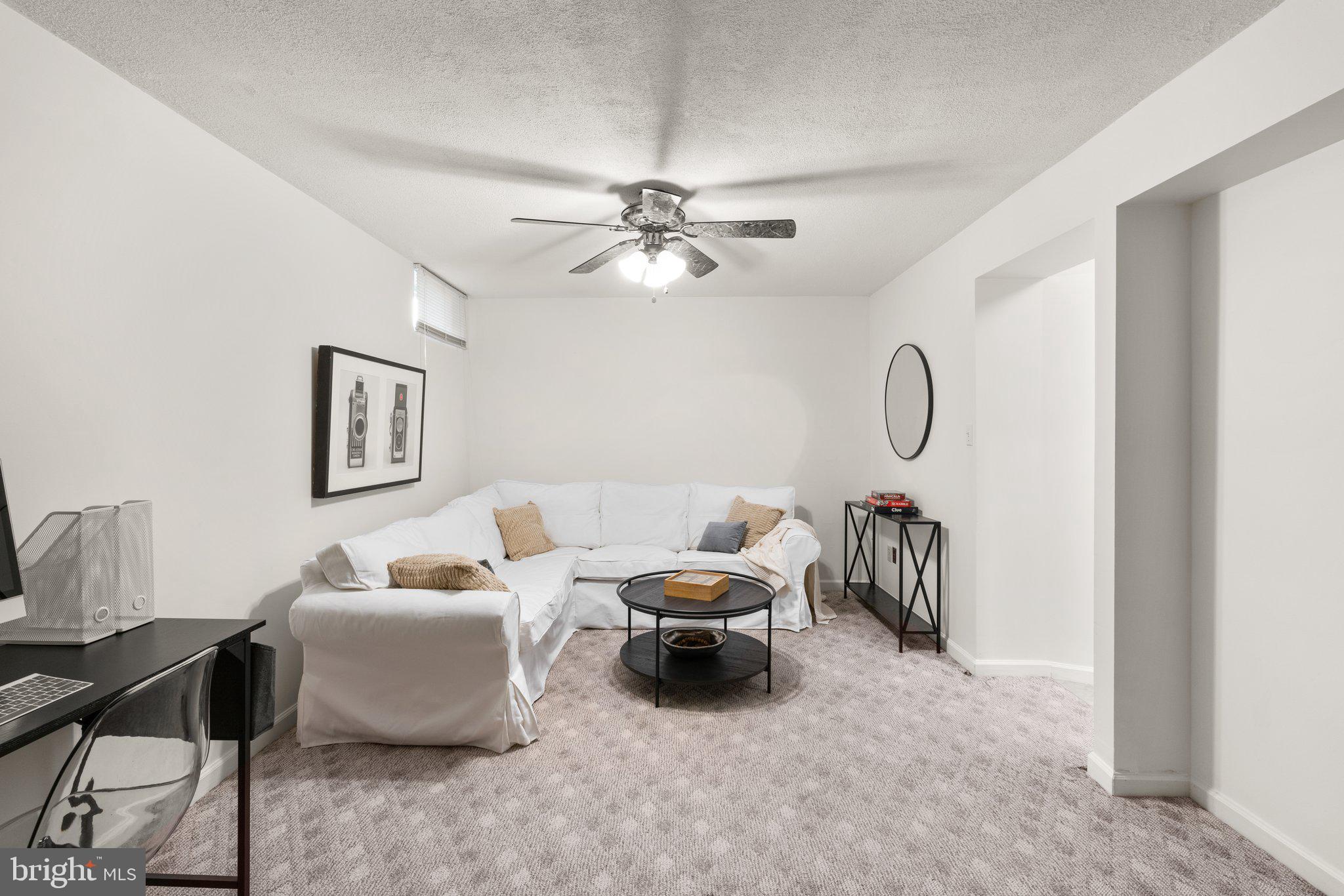 RICHARDSON MEWS - Residential