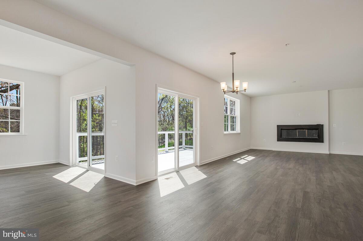 GLENN DALE HEIGHTS - Residential