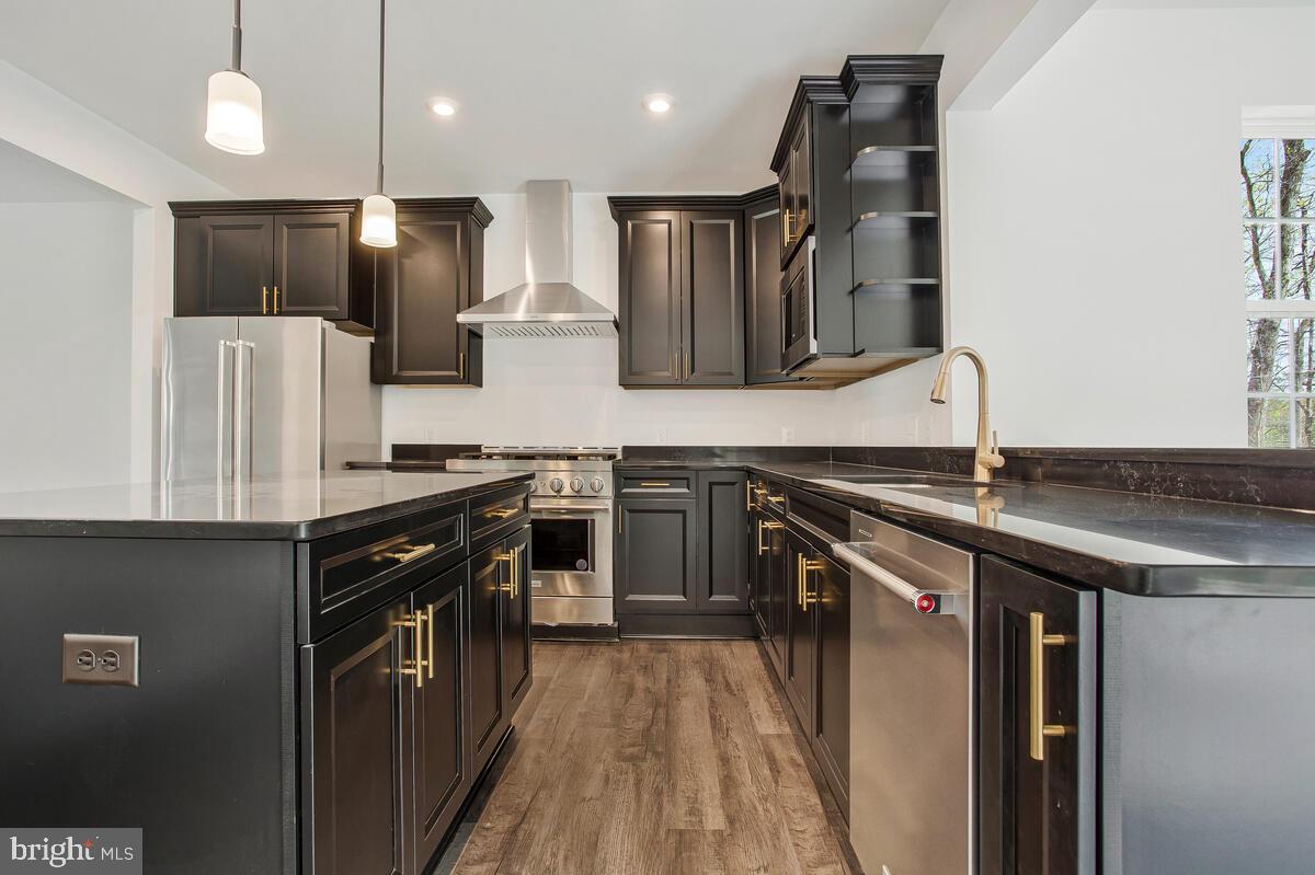 GLENN DALE HEIGHTS - Residential