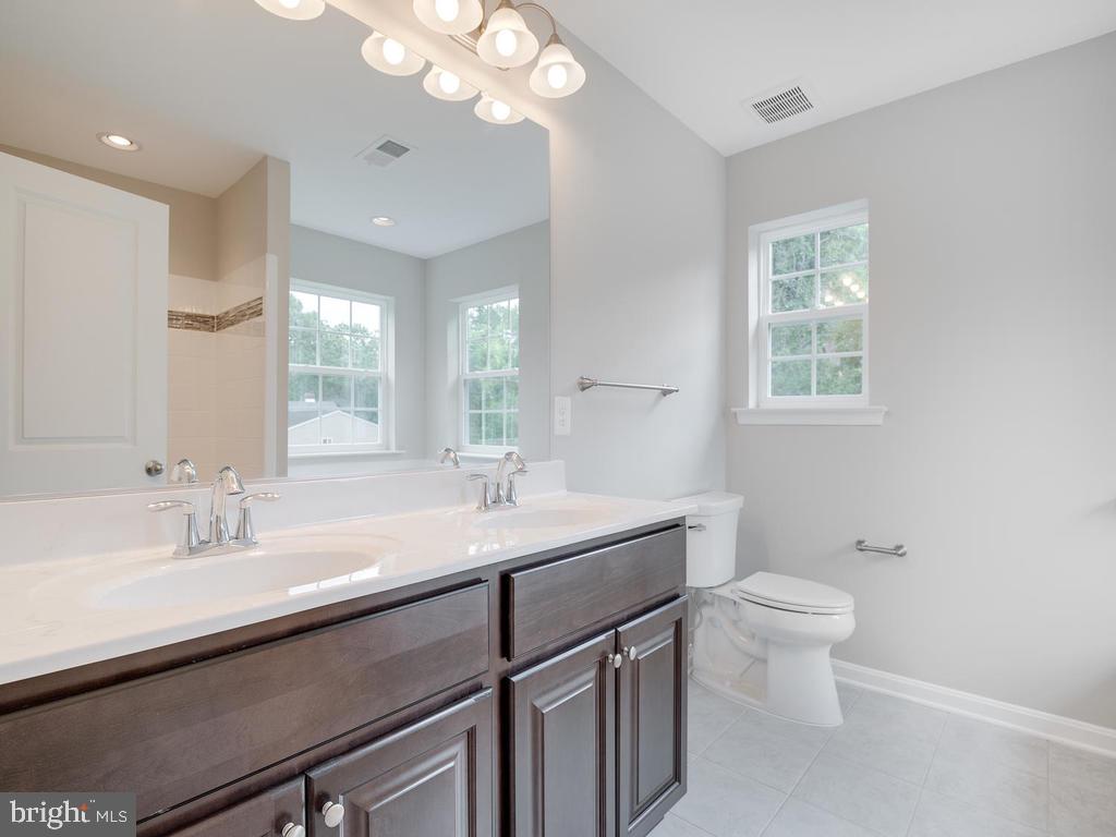 GLENN DALE HEIGHTS - Residential